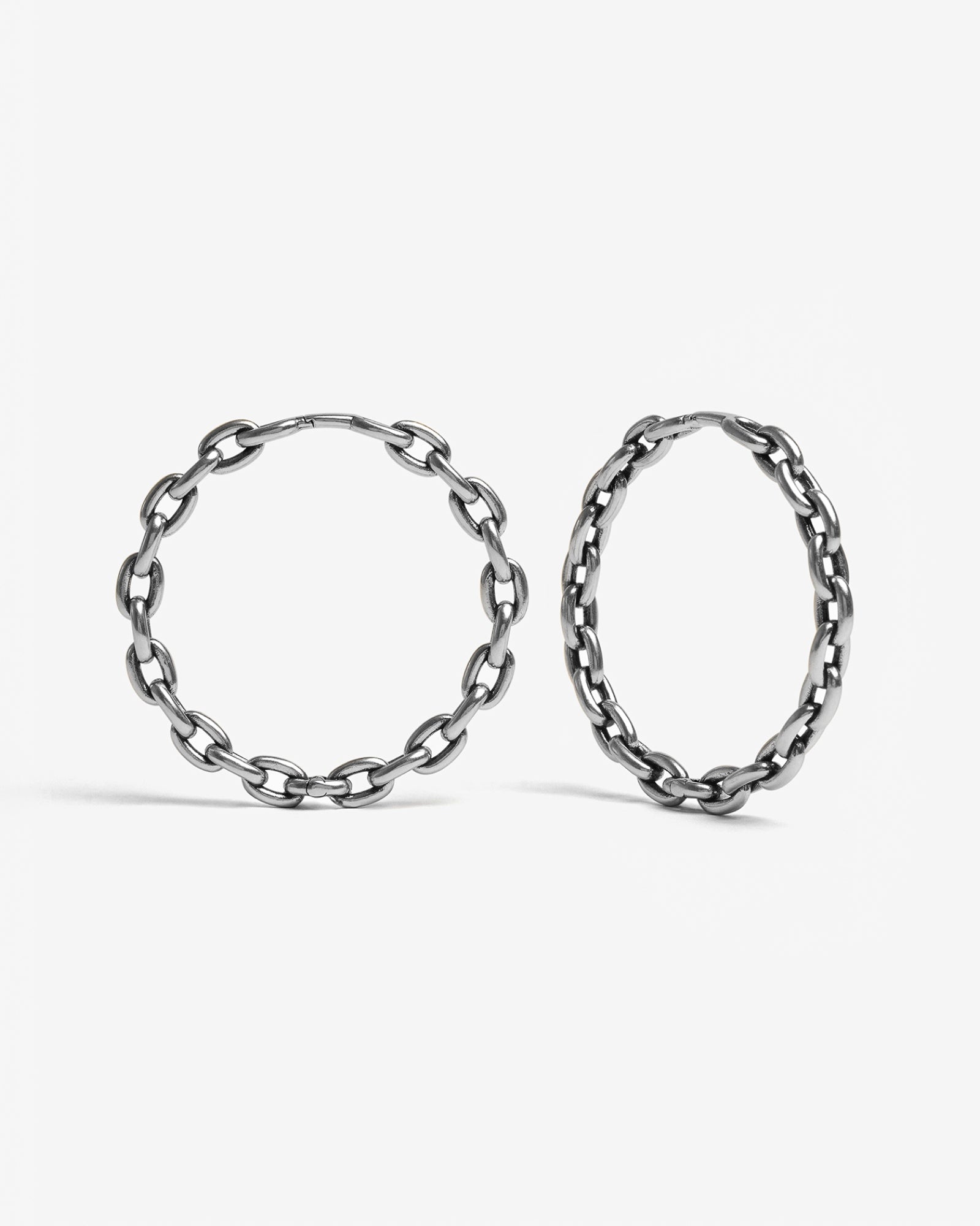 Demonia Cellar Chain Hangers 🖤