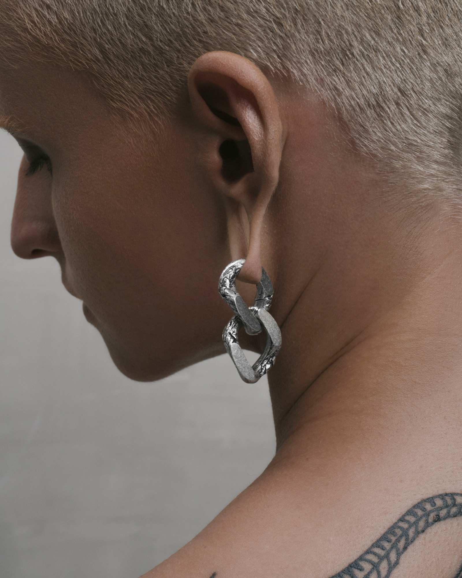 Demonia Dungeon Chain Hangers 🖤