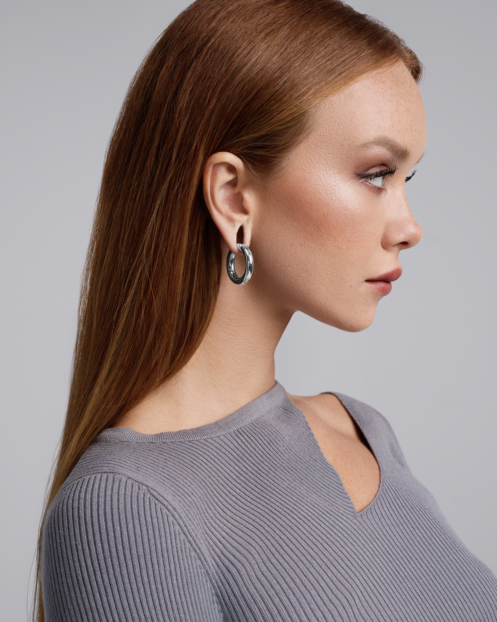 Demonia Classic Halo Hangers (Large) 🖤