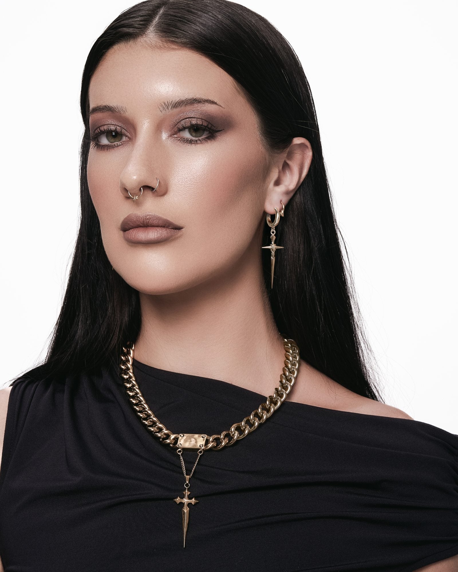 Demonia Ecledia Earrings 🖤