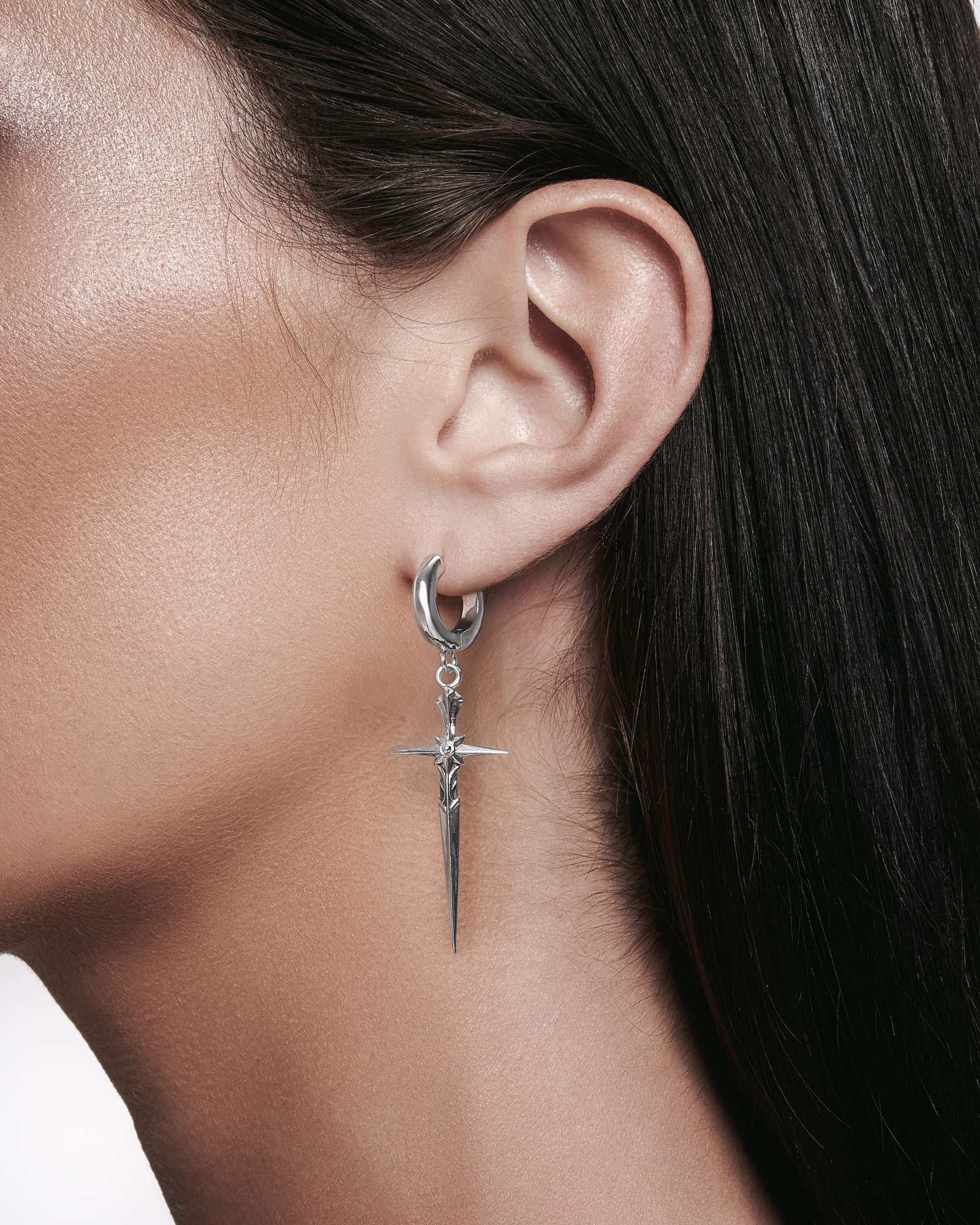 Demonia Ecledia Earrings 🖤