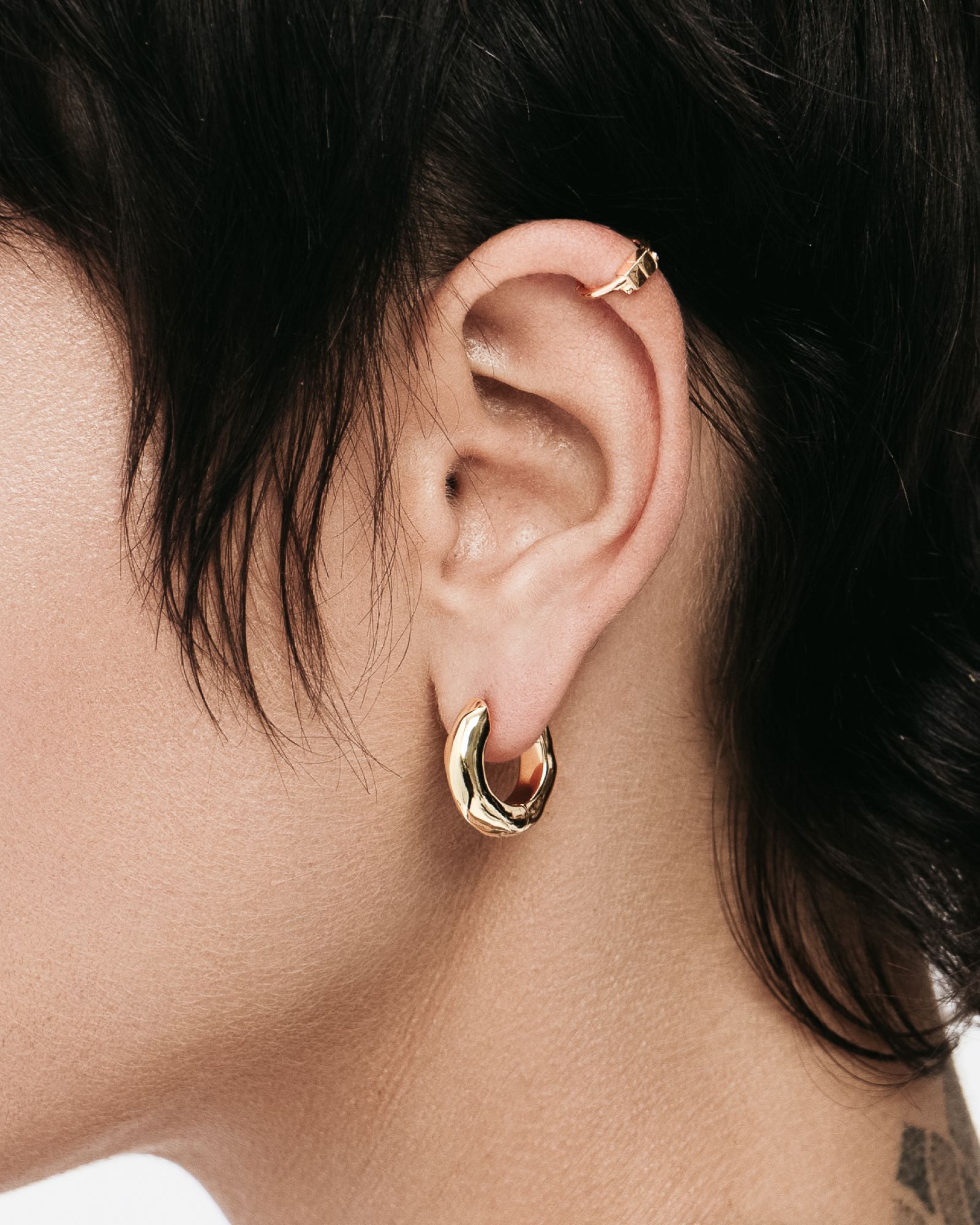Demonia Sync Earrings 🖤