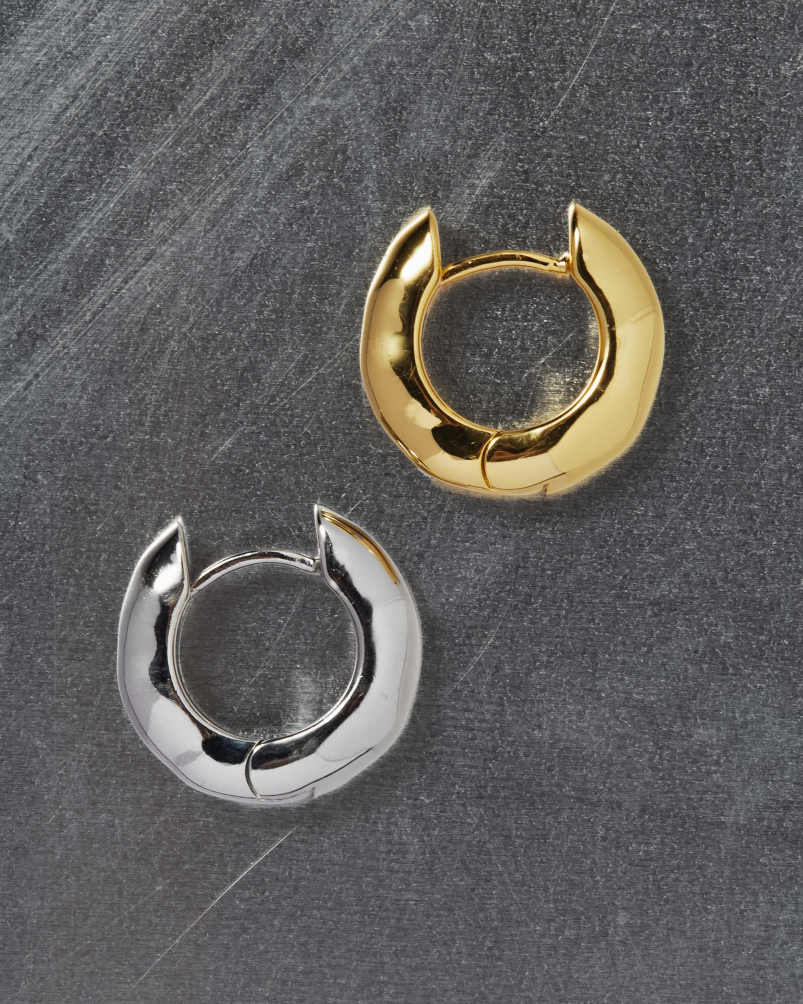 Demonia Sync Earrings π€