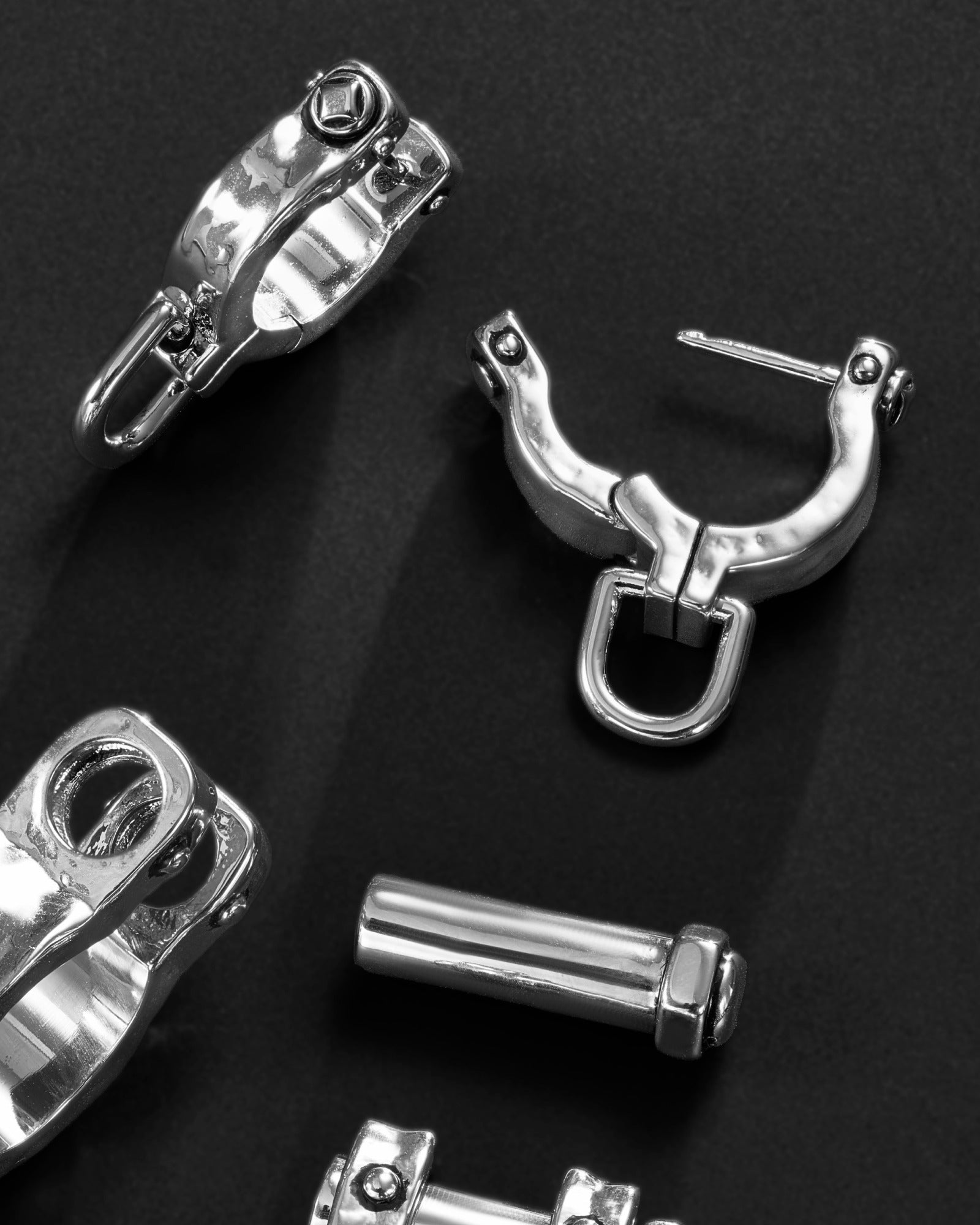 Demonia Qode Earrings 🖤