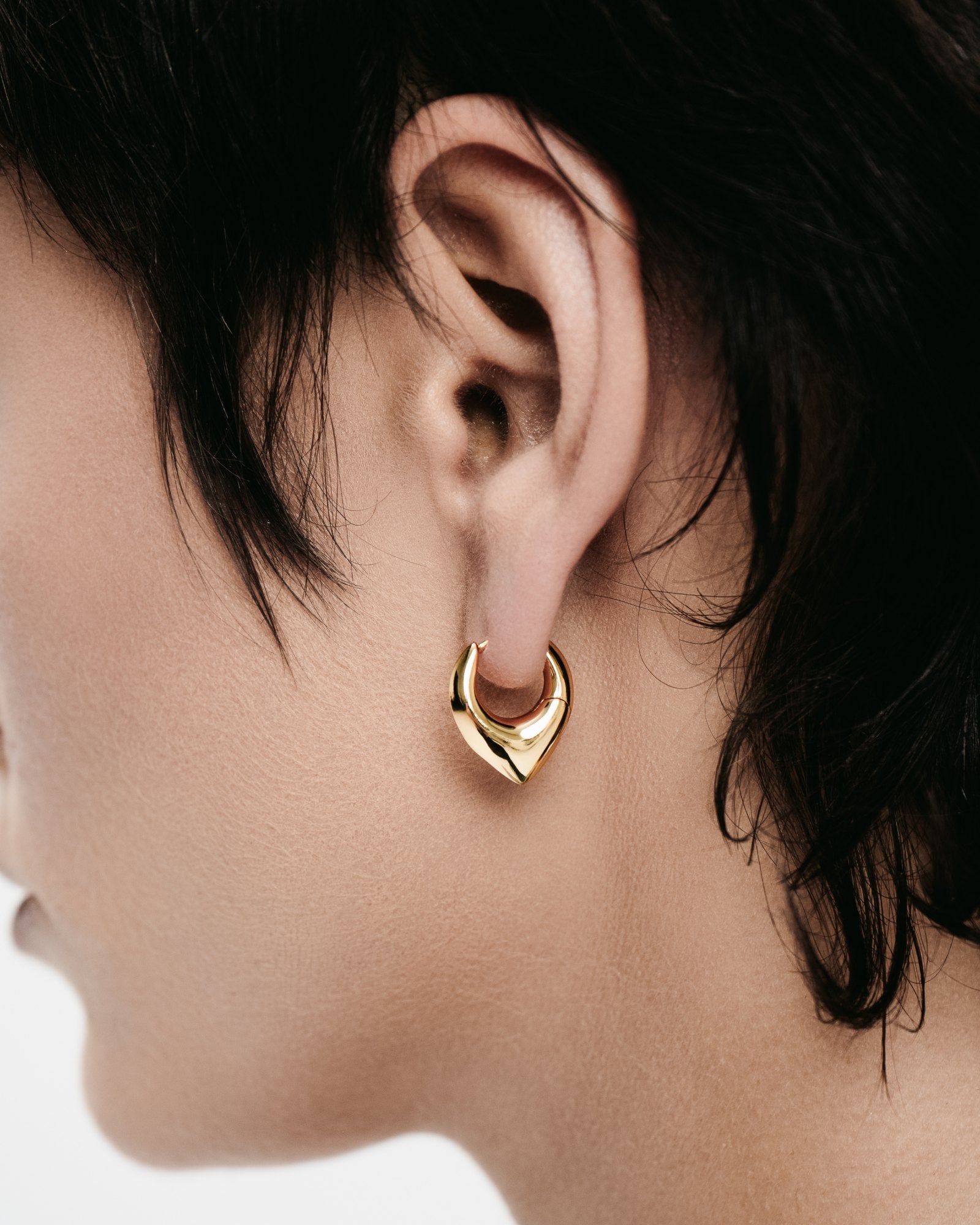 Demonia Vox Mini Earrings 🖤