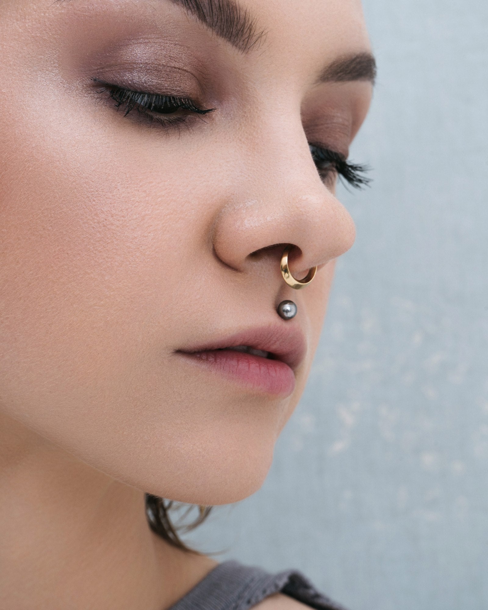 Demonia Cove Crescent Clicker 🖤