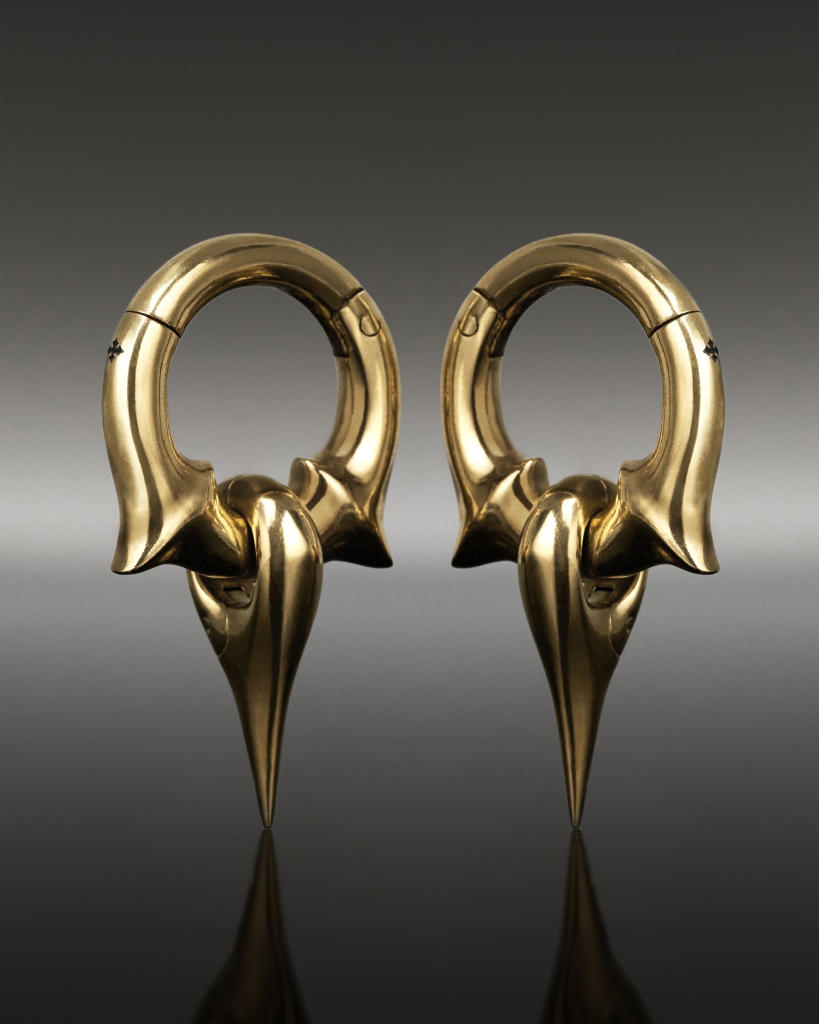 Demonia Arcane Hangers π€
