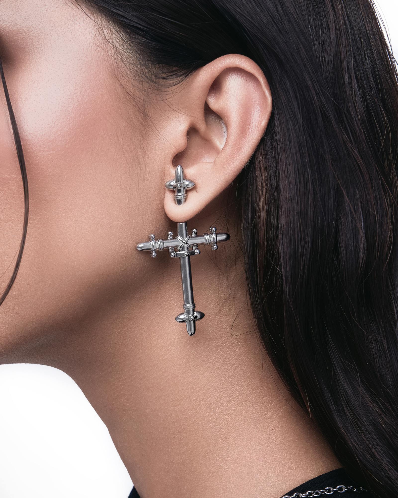 Demonia Litany Mono Earring 🖤