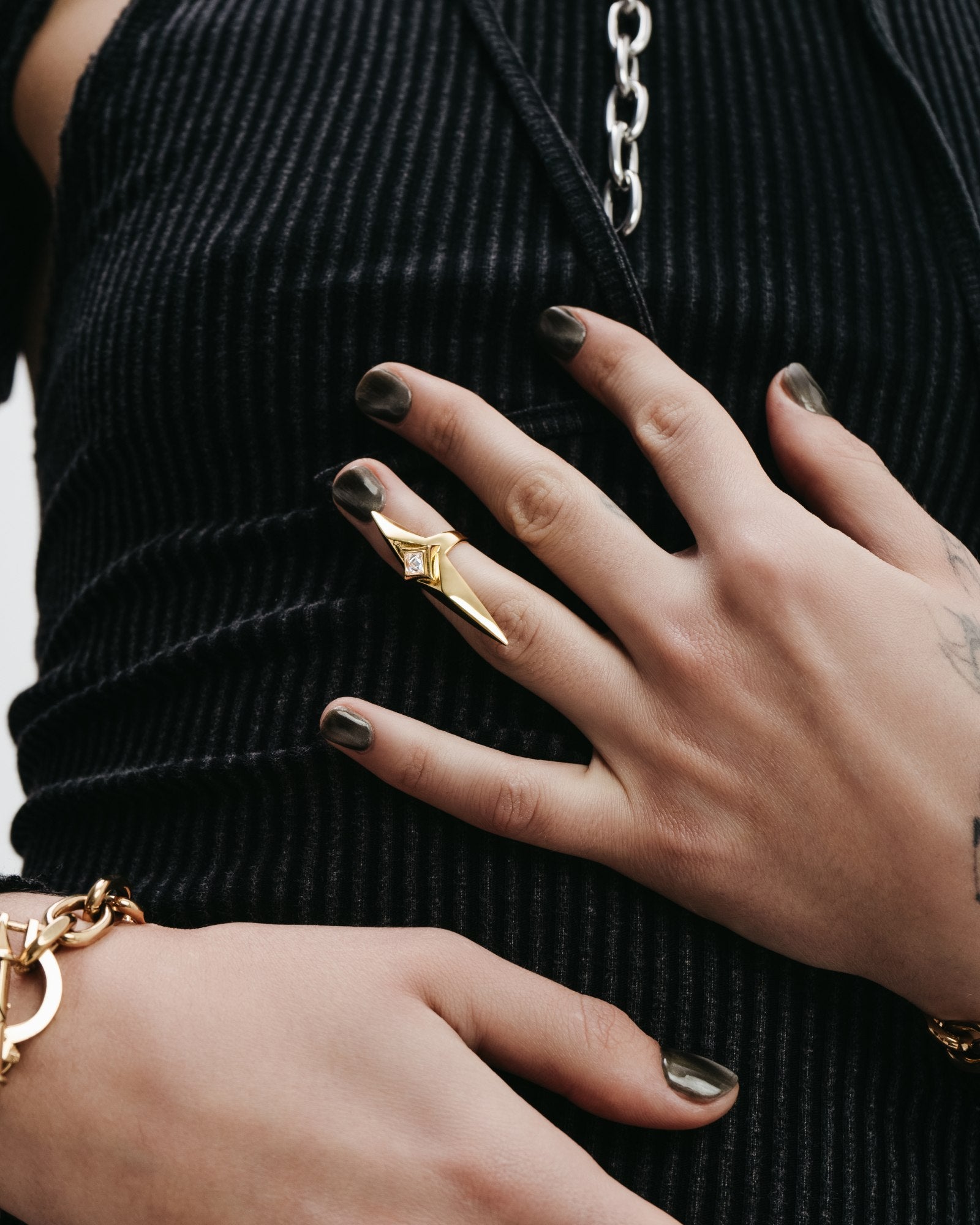 Demonia Lucent Nail Ring π€