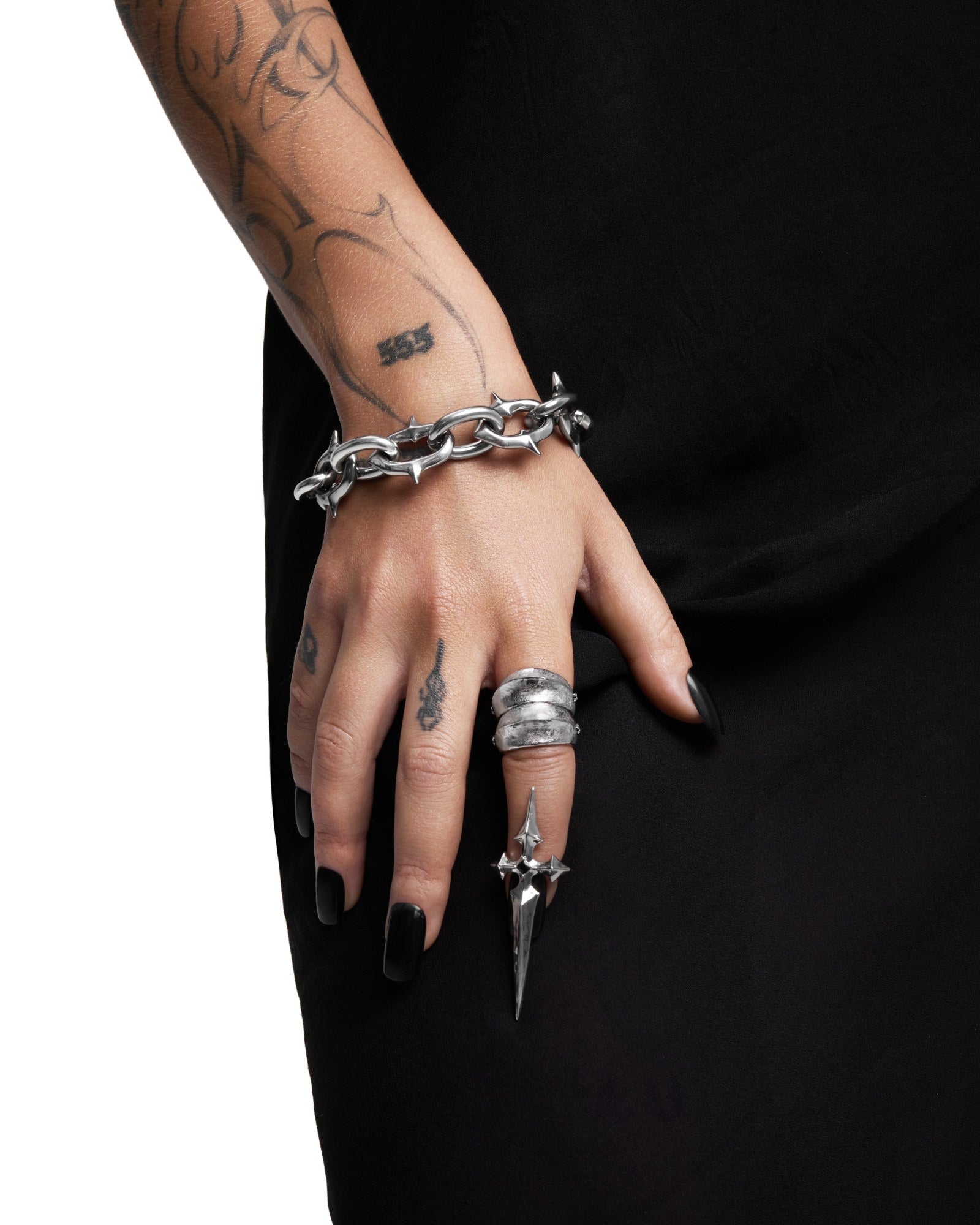 Demonia MERCY Nail Ring 🖤
