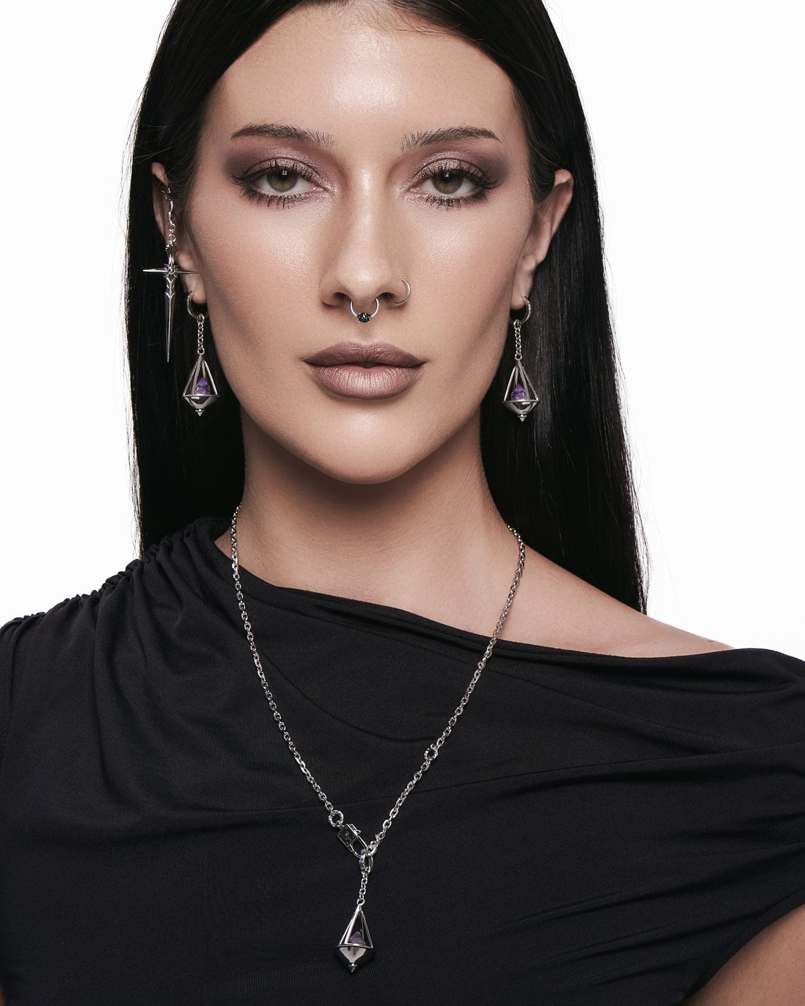 Demonia Auria Crystal Charm 🖤