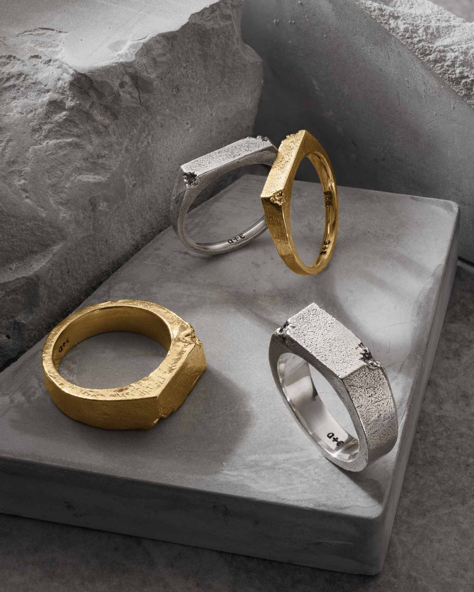Demonia Brixton Signet Ring π€