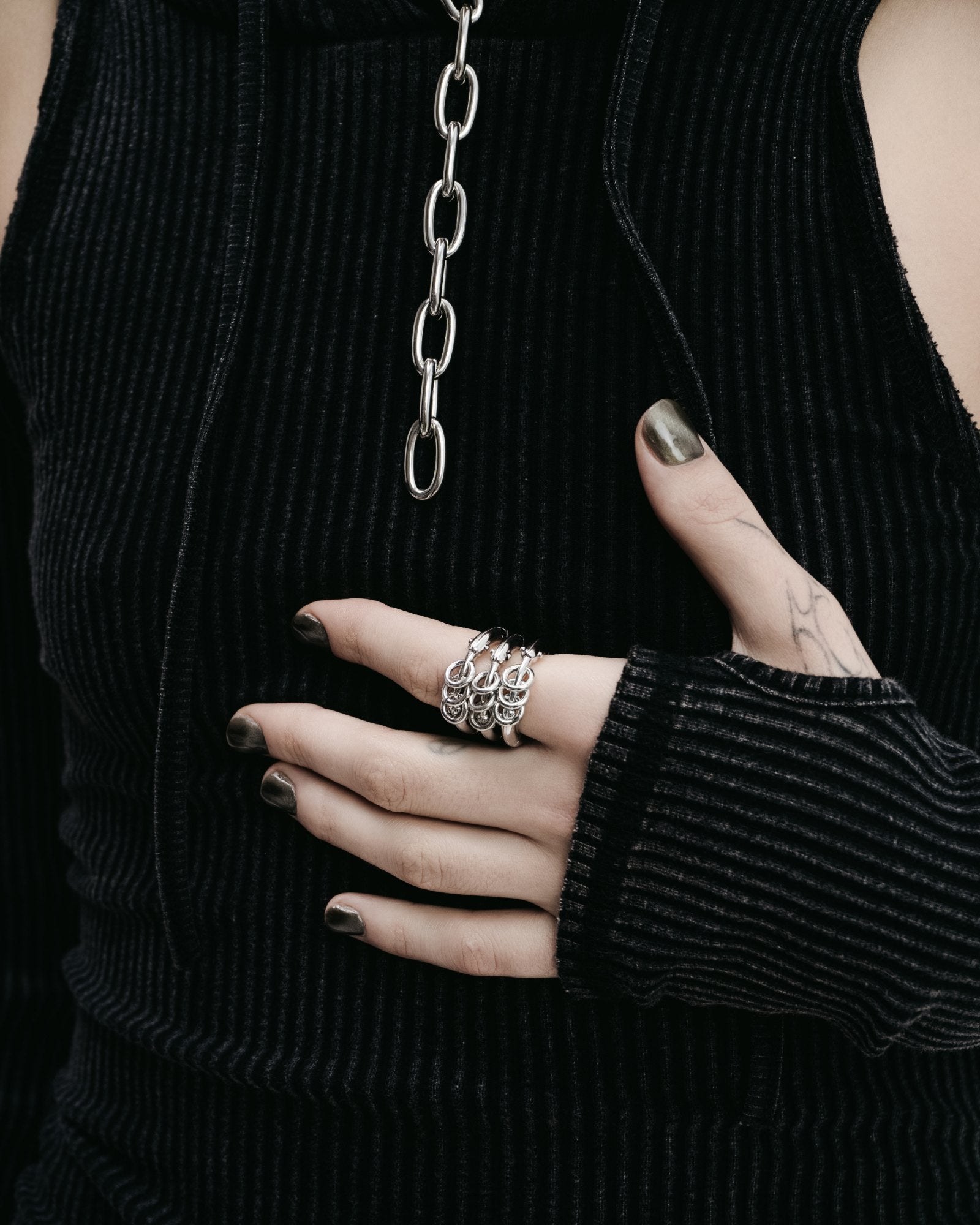 Demonia Odyssey Ring 🖤