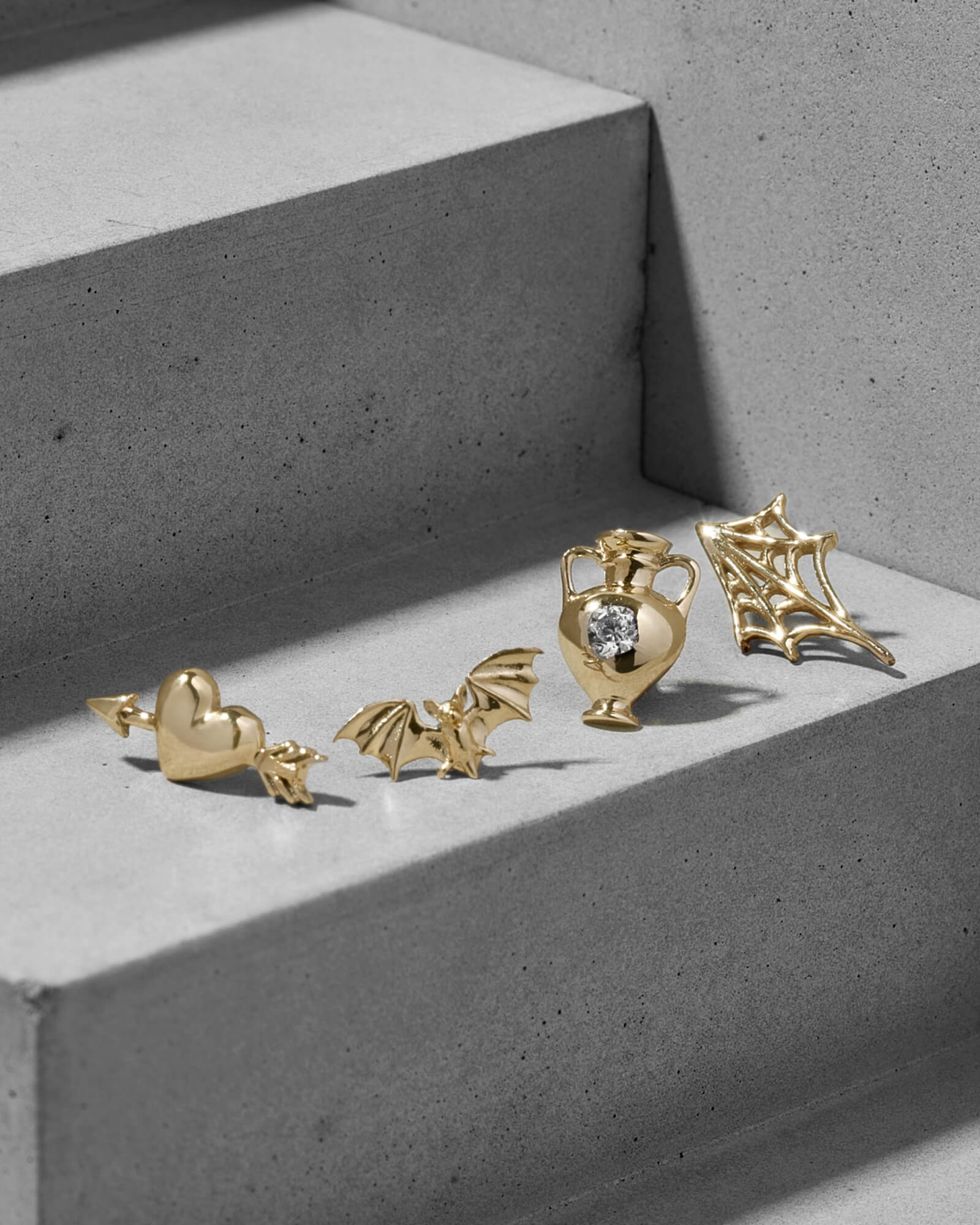 Demonia Carmel Threadless End (14K Gold) 🖤