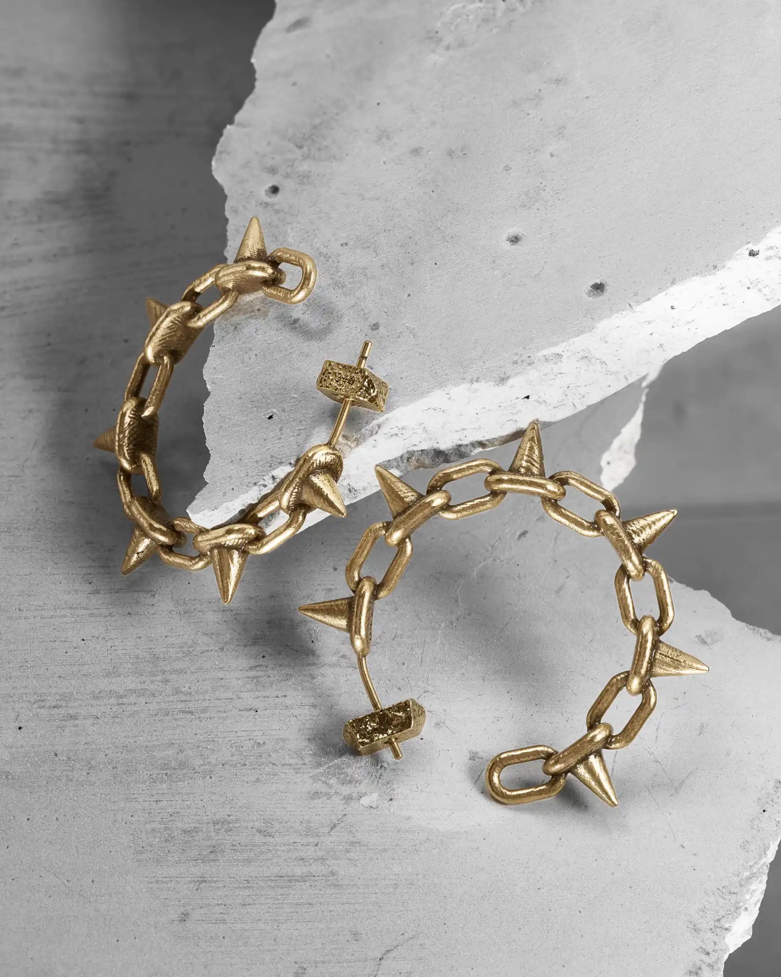 Demonia Deviant Earrings π€