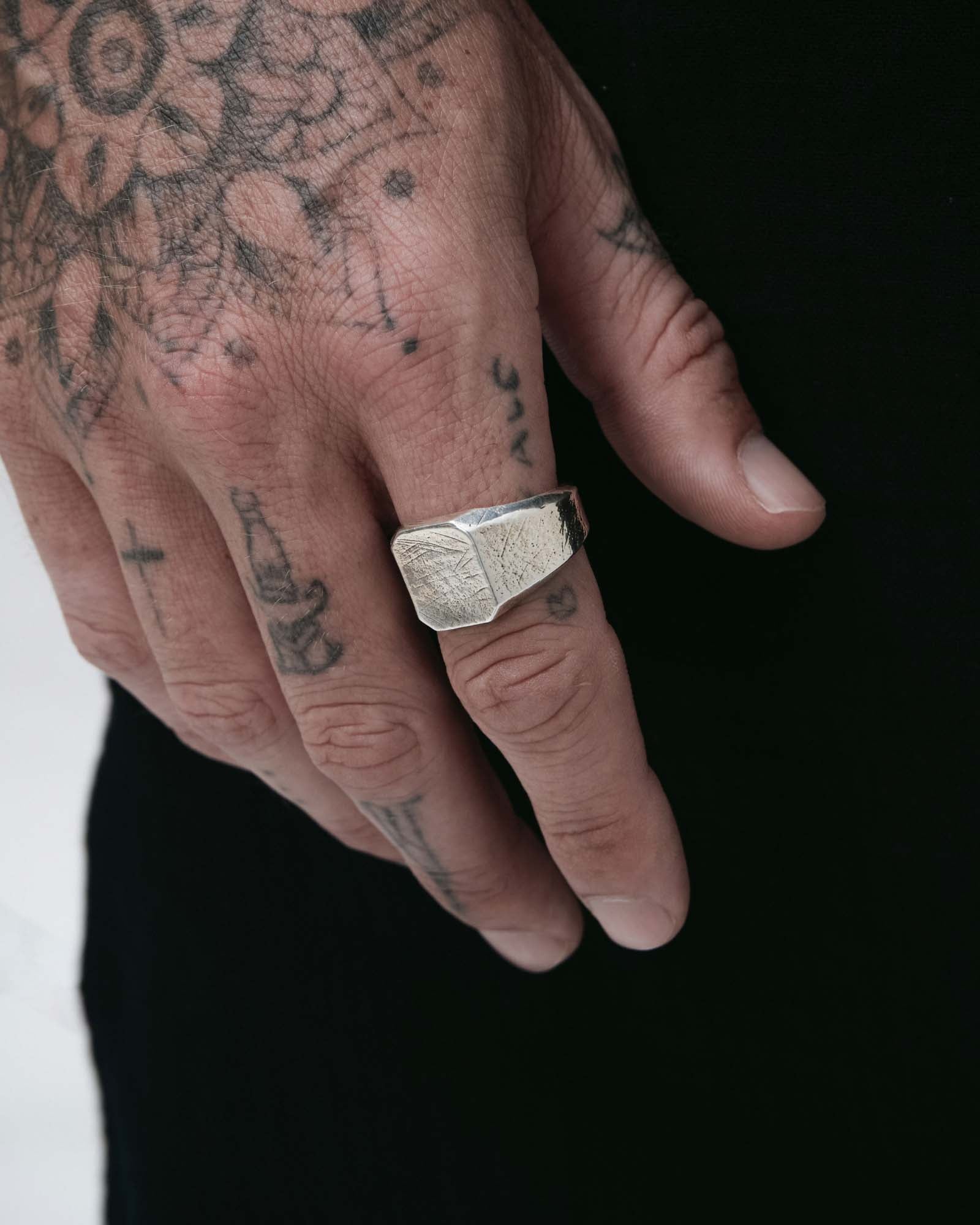 Demonia Prophet Signet Ring π€