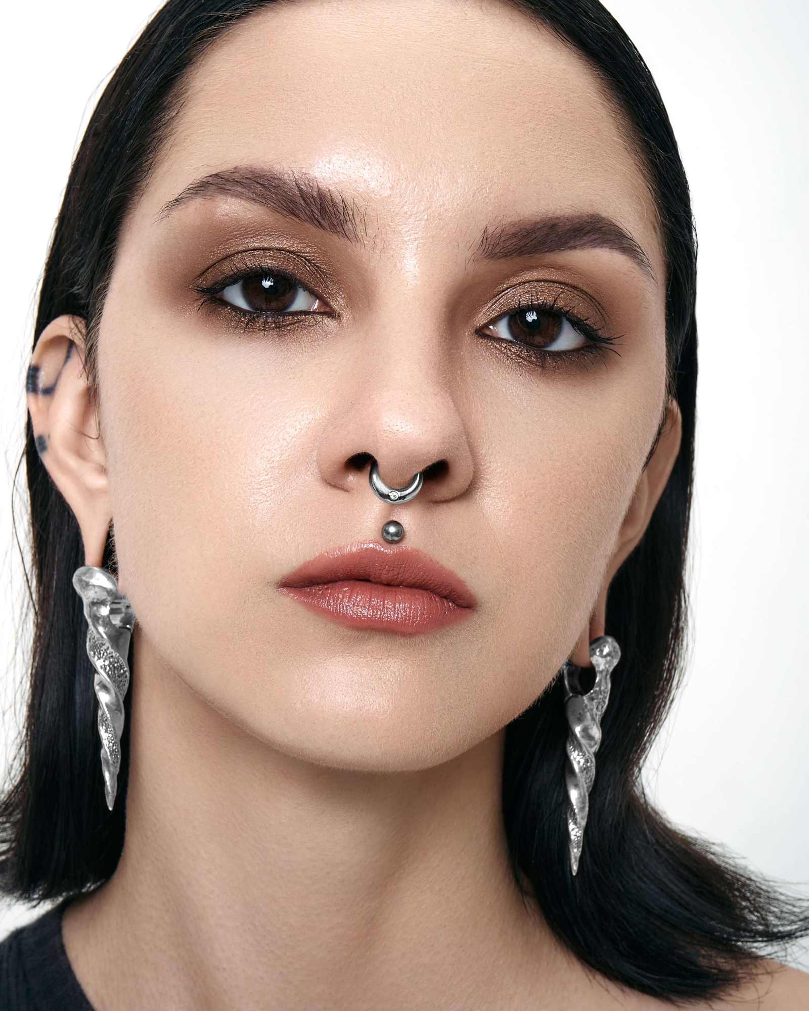 Demonia Caspian Gem Clicker 🖤