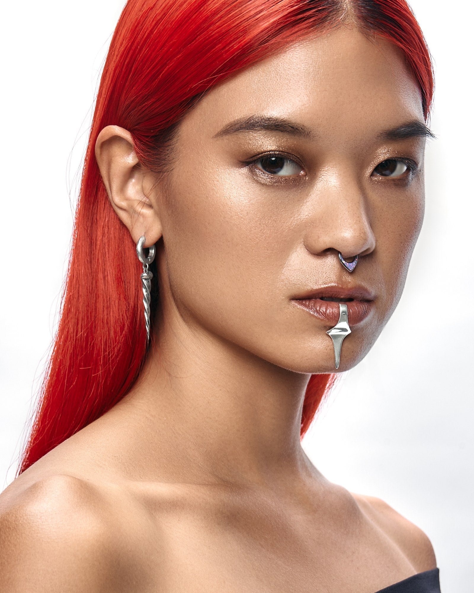 Demonia Moonrise Earrings 🖤