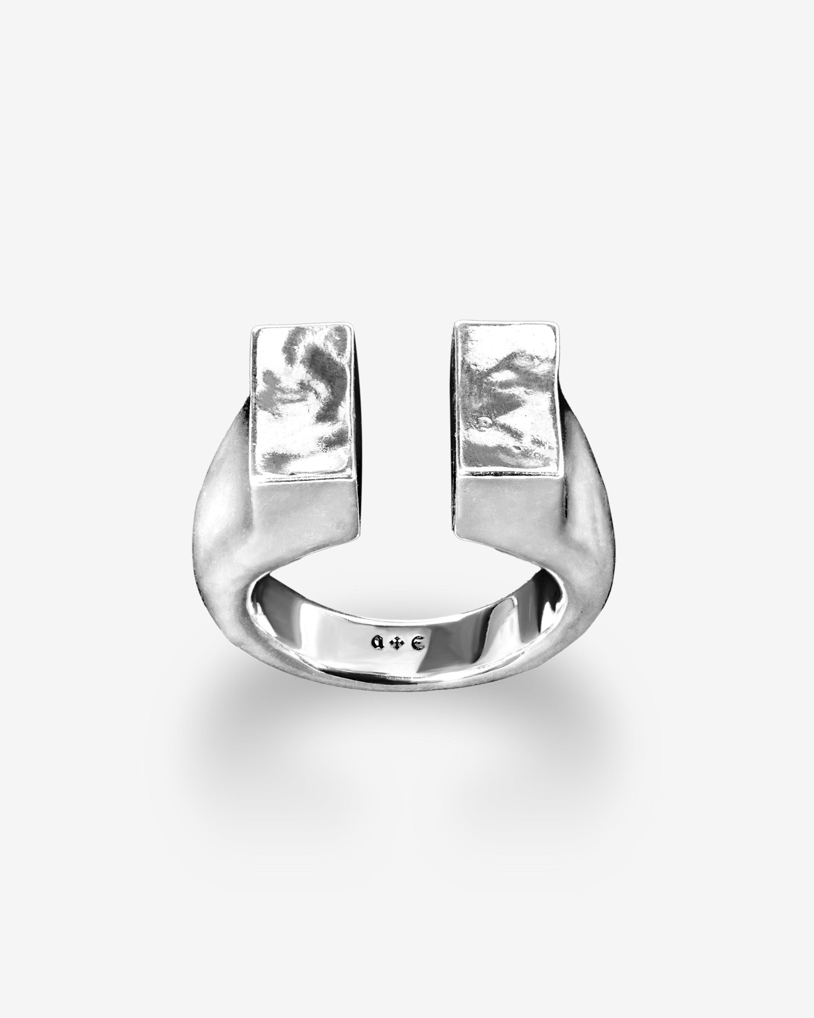 Demonia Totem Ring 🖤