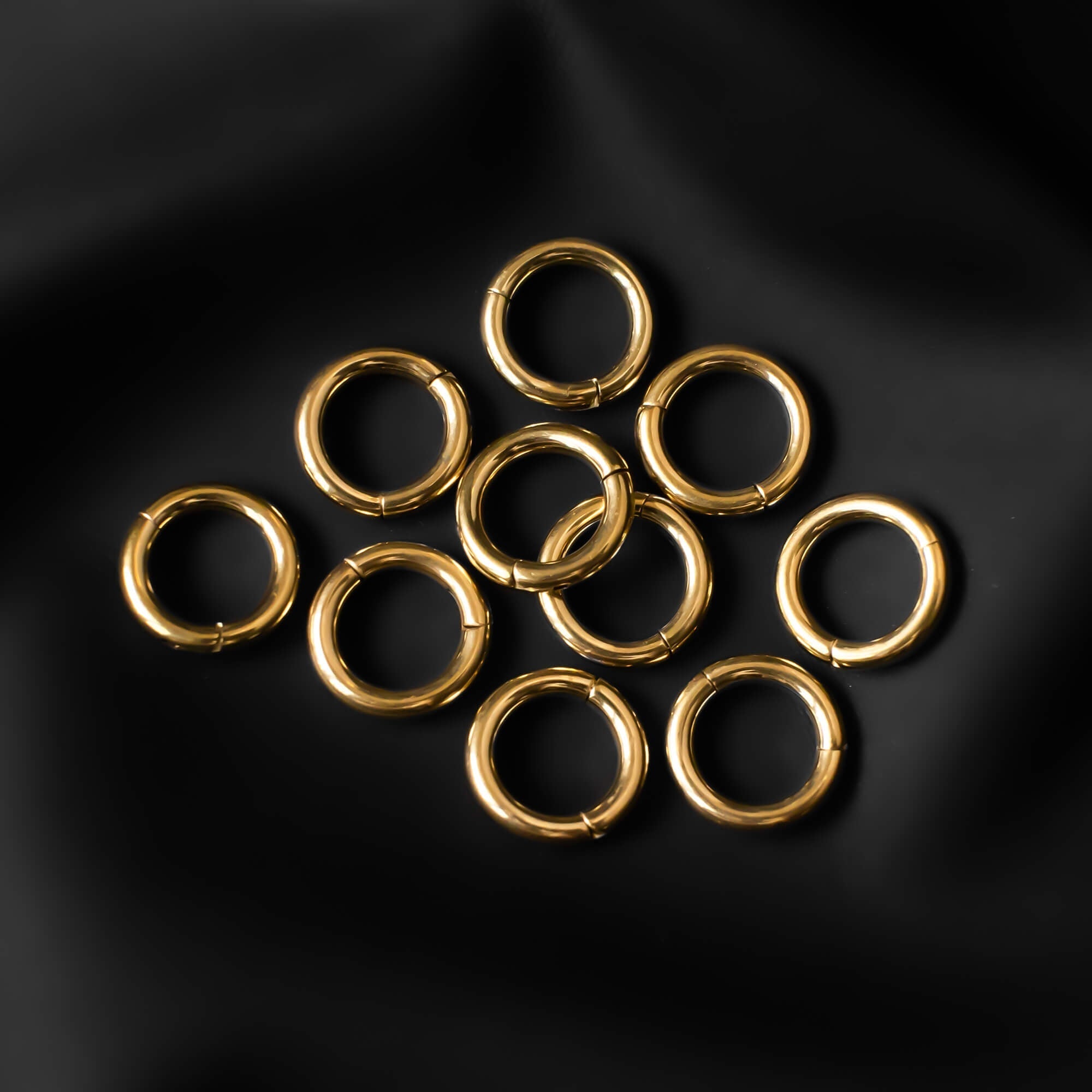 Demonia Classic Ring Stack in Titanium π€