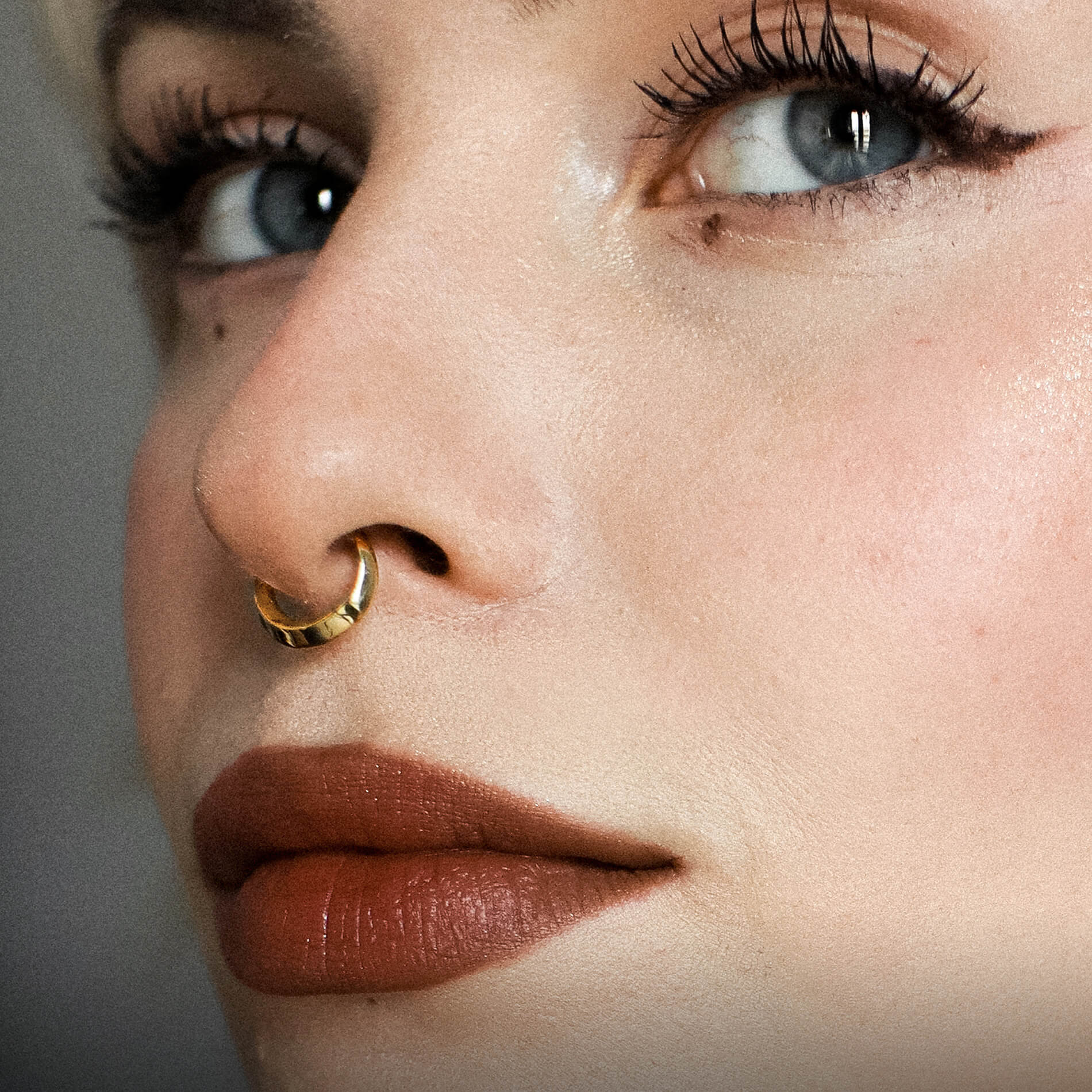 Demonia Cove Crescent Clicker 🖤