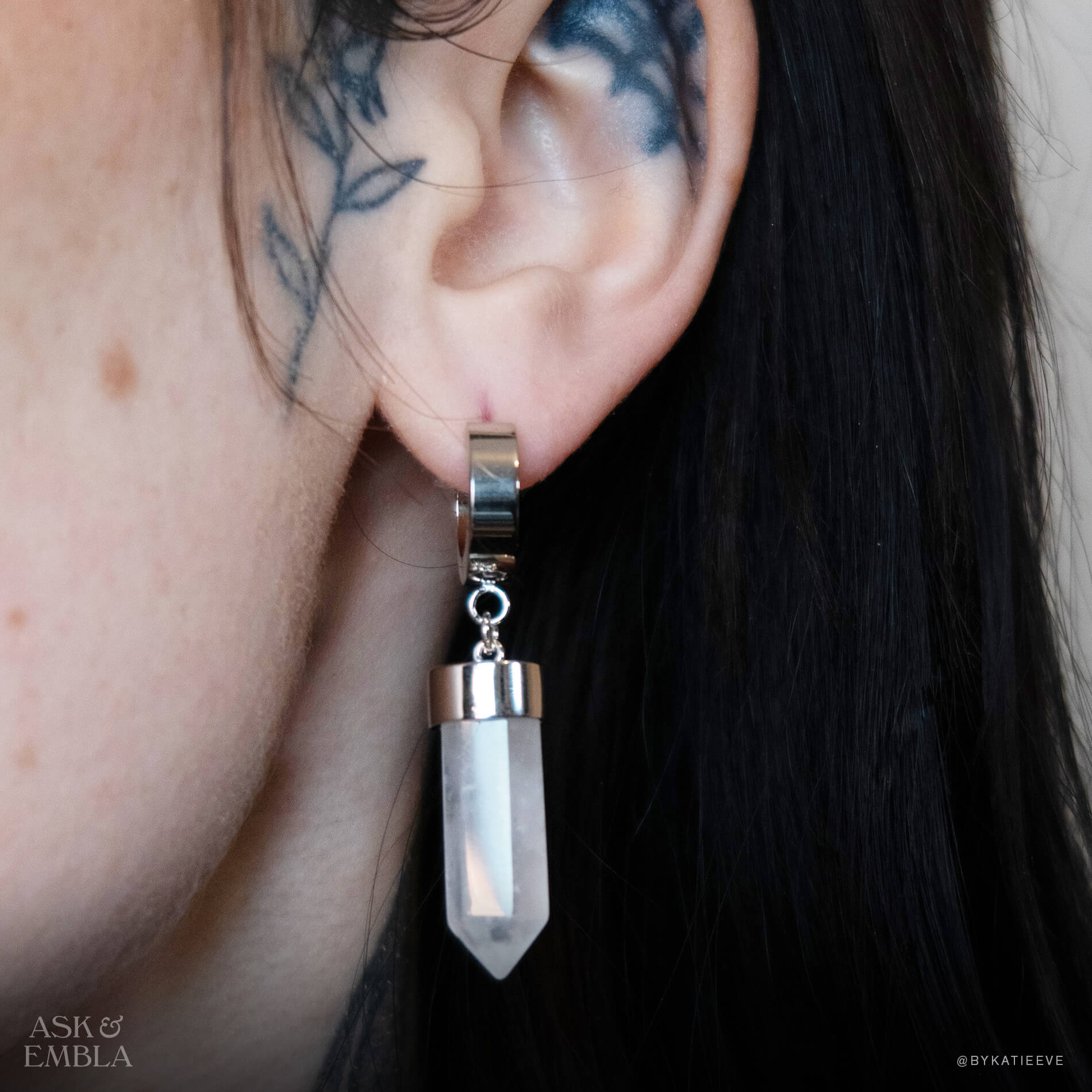 Demonia Crystal Bullet Earrings 🖤