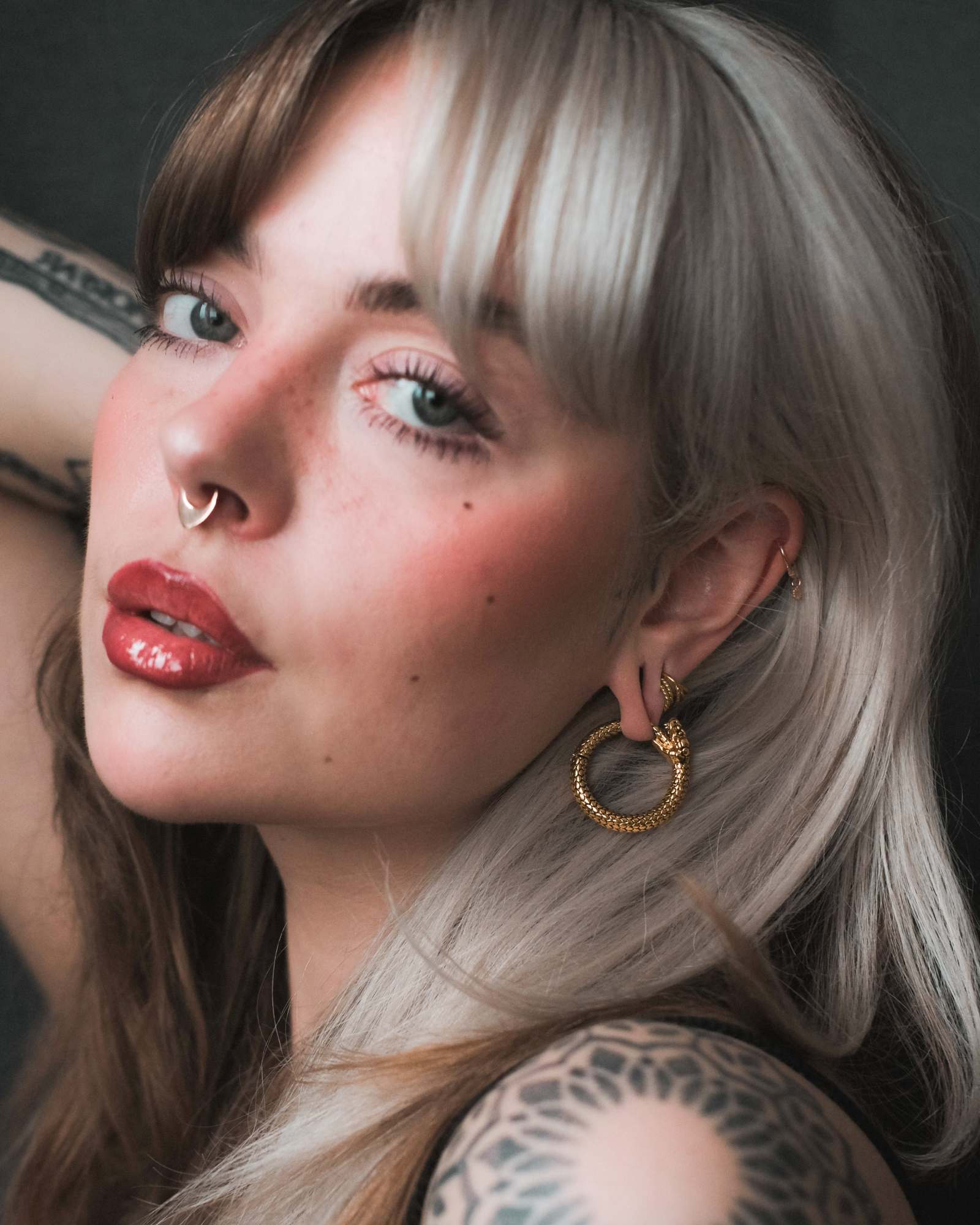 Demonia Ouroboros Hangers π€