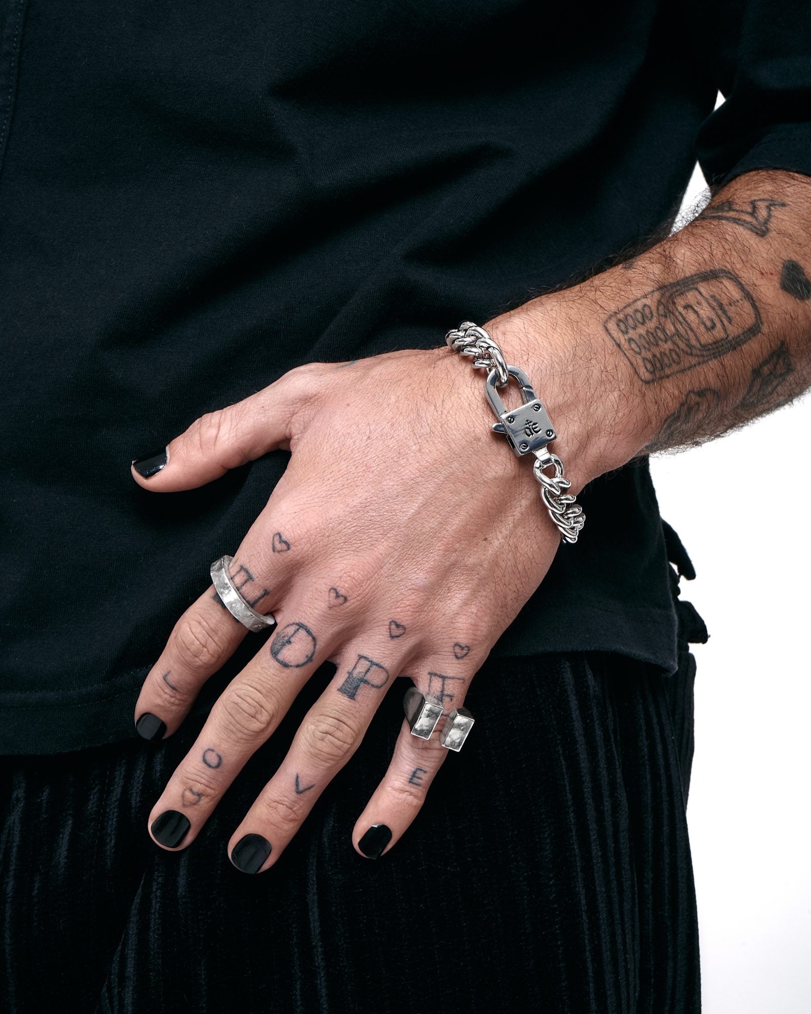 Demonia Totem Ring 🖤