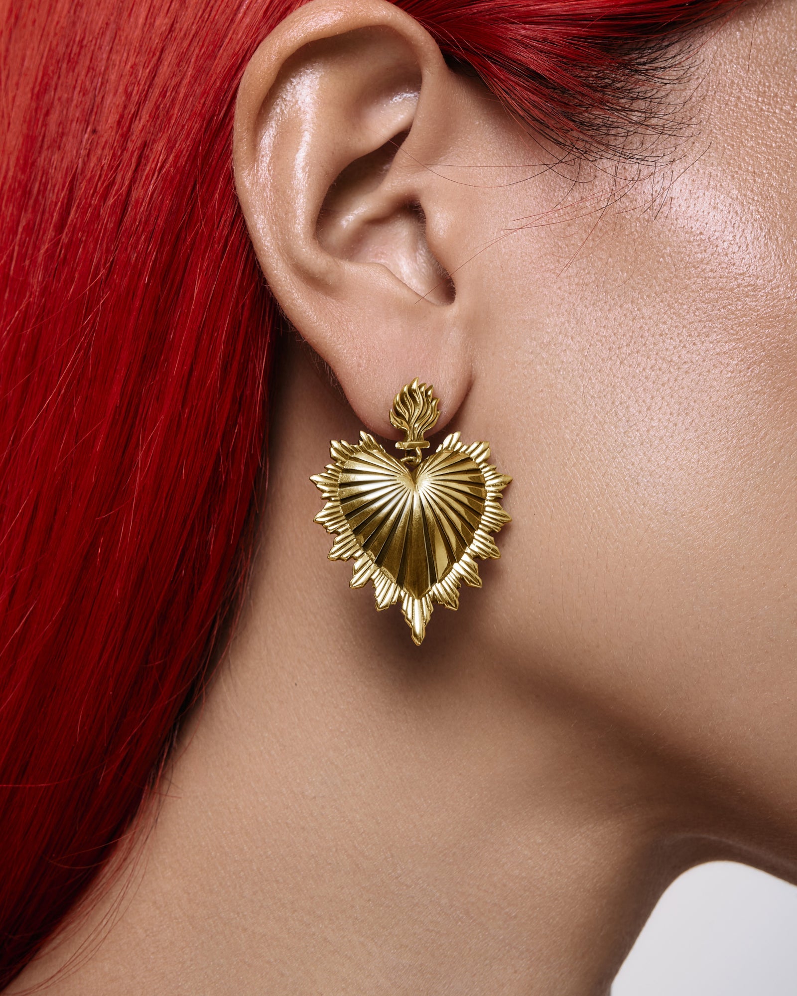 Demonia Sacred Heart Earrings 🖤