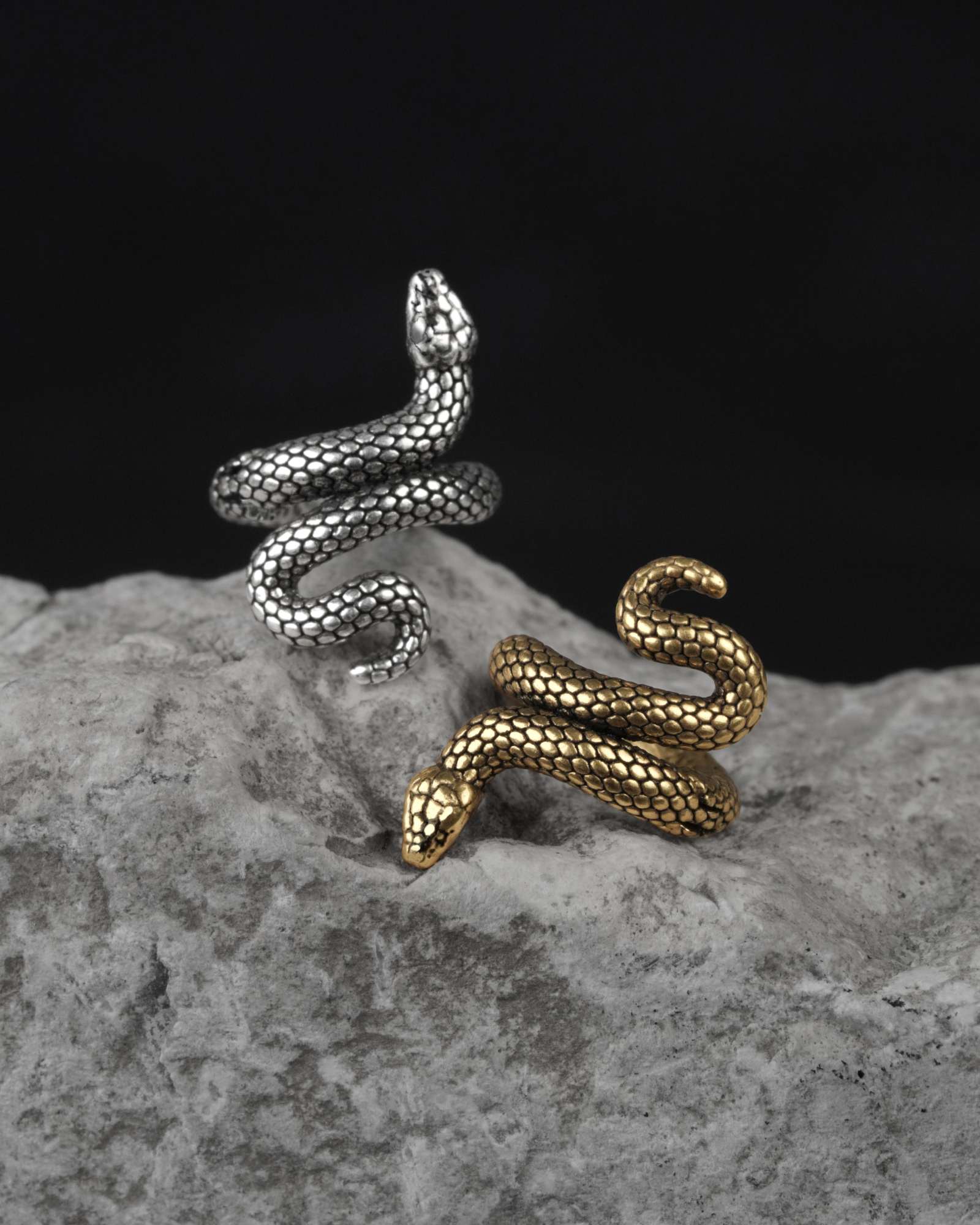 Demonia Sin Serpent Lobe Cuffs 🖤