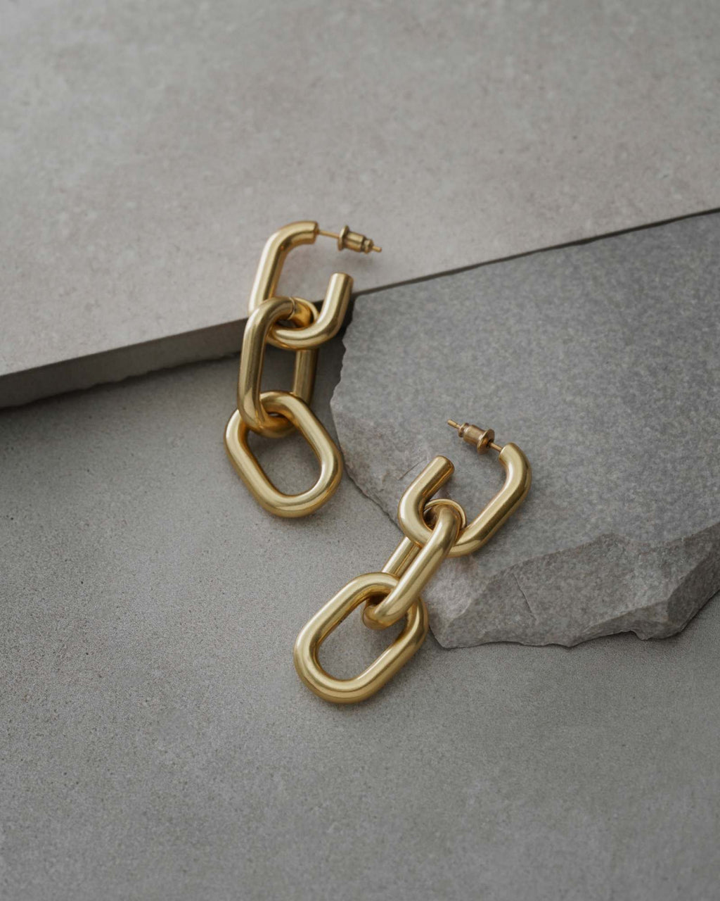 Demonia Galen Chain Earrings 🖤