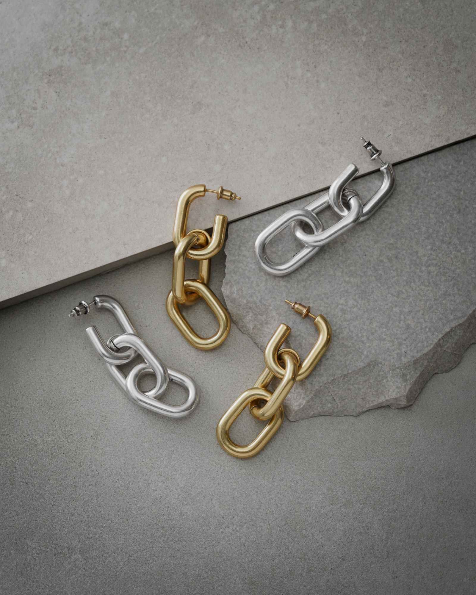 Demonia Galen Chain Earrings 🖤