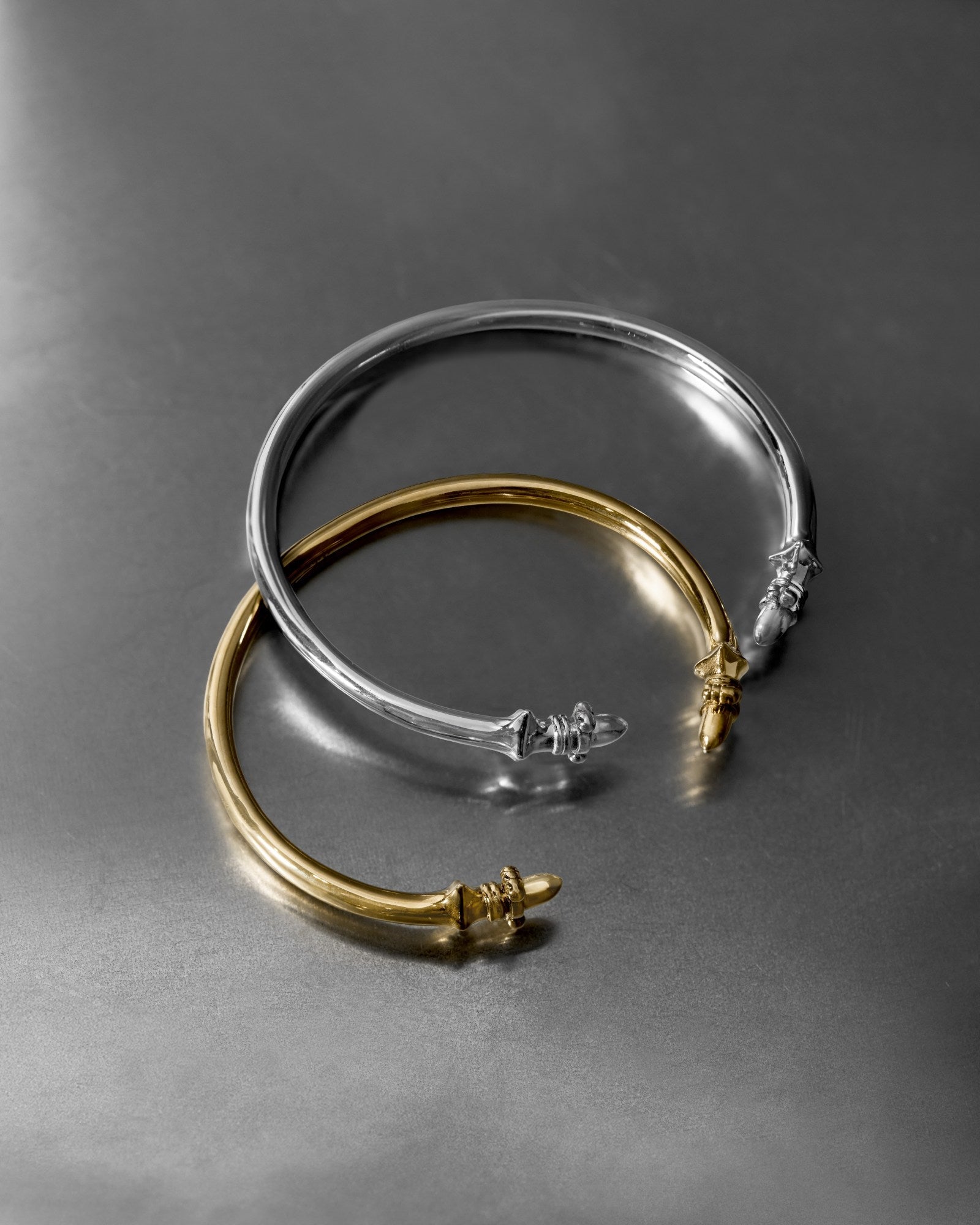 Demonia Lucent Bangle 🖤
