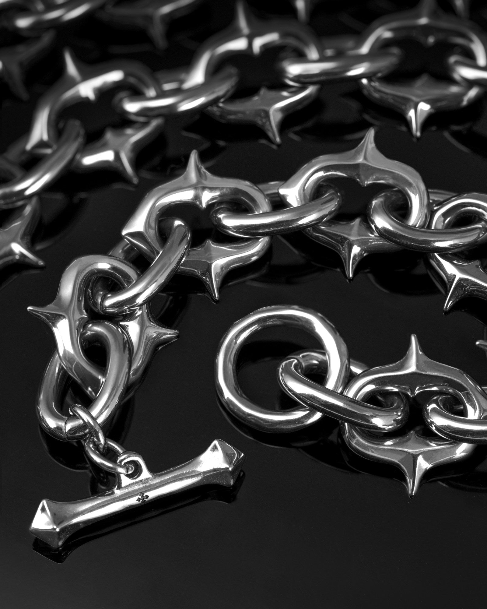 Demonia UNHOLY GRAIL Bracelet 🖤