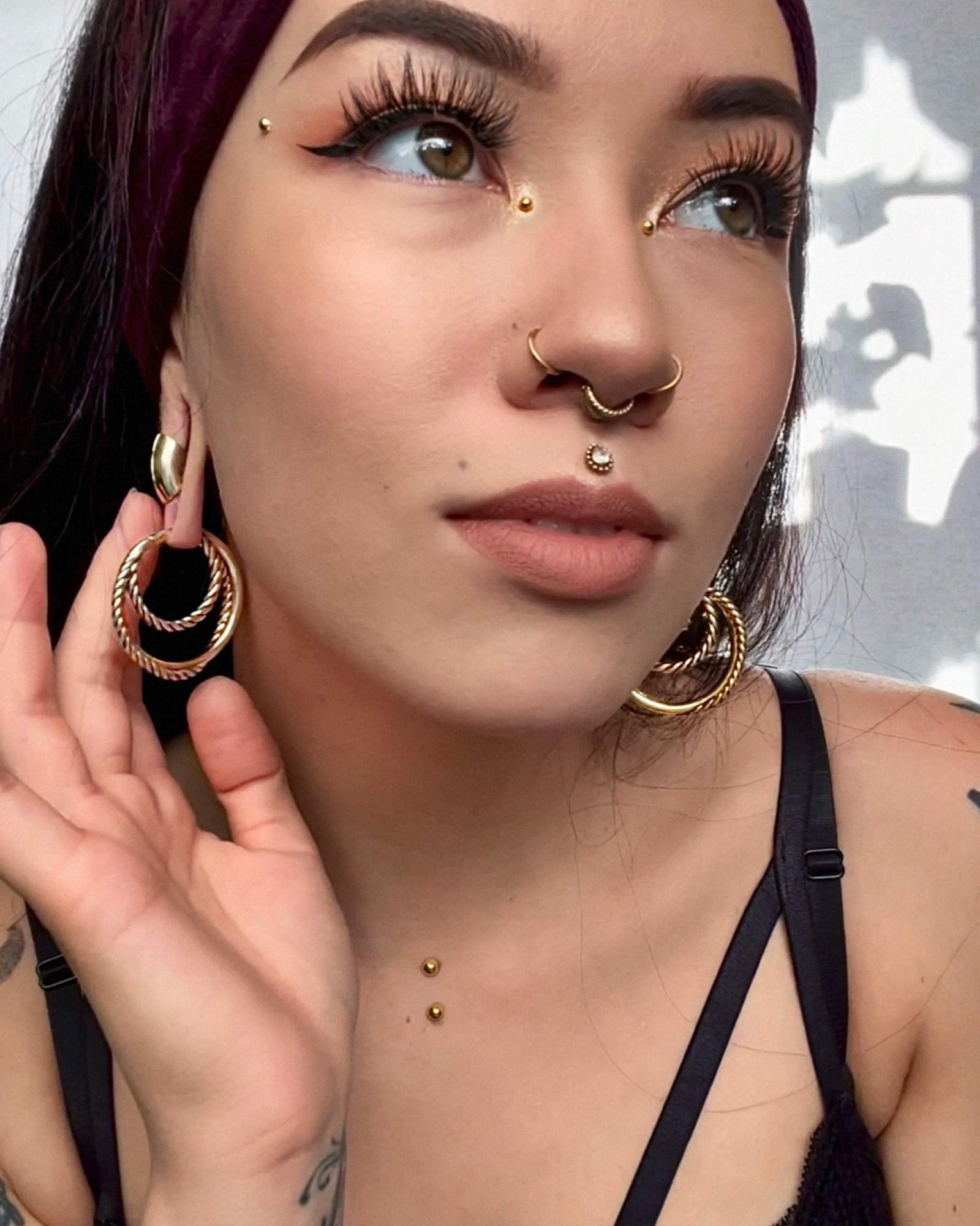 Demonia Essa Hoop Hangers 🖤