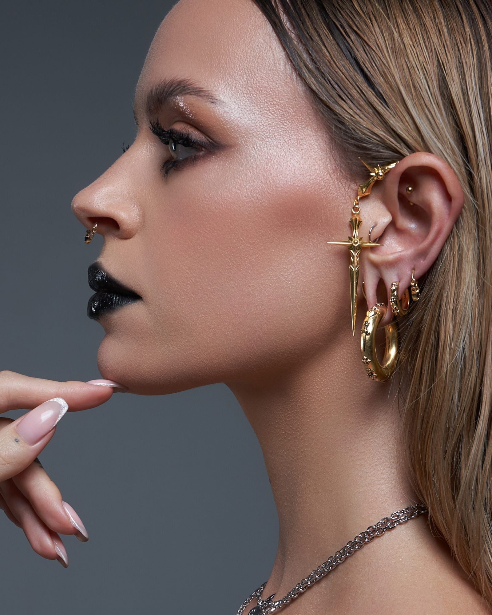 Demonia Ecledia Ear Cuff 🖤