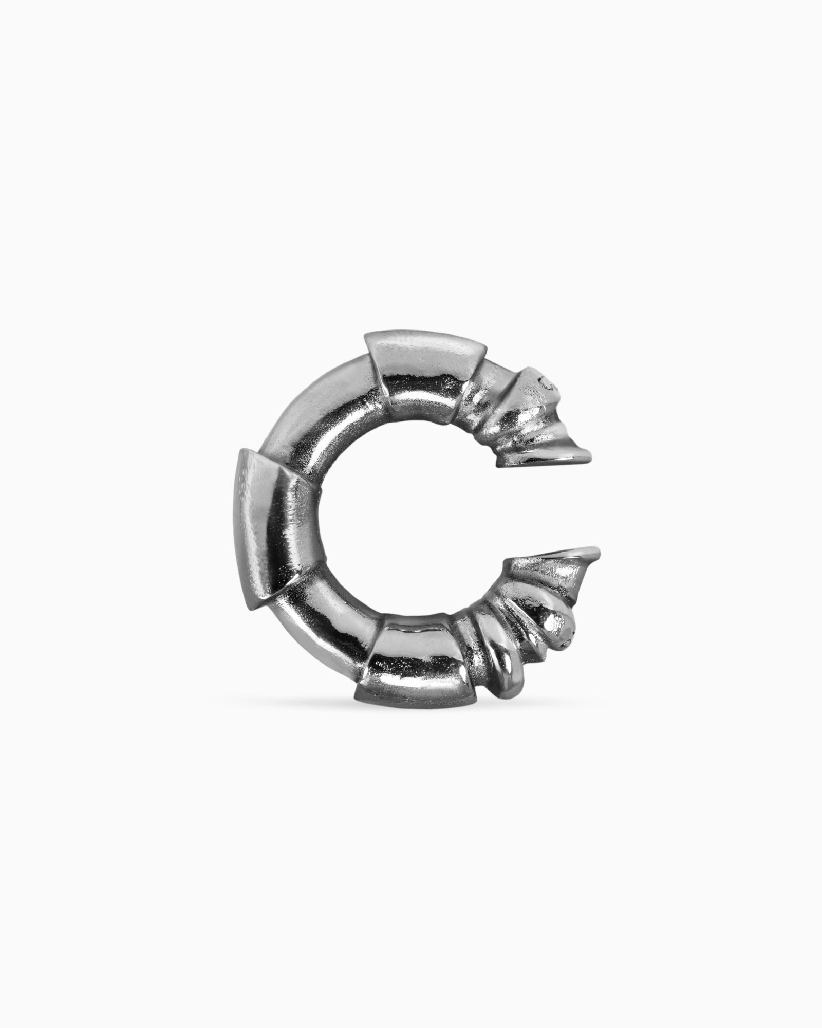 Demonia Temple Ear Cuff 🖤