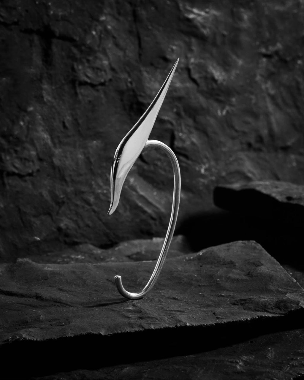 Demonia Erilon Ear Cuff 🖤
