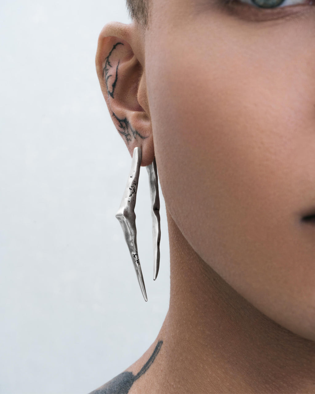 Demonia Seventh Earrings 🖤