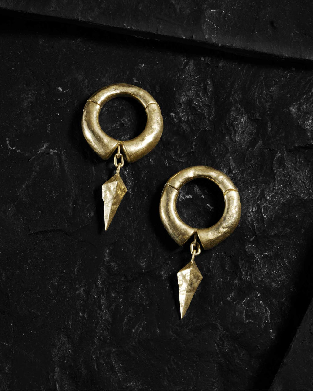 Demonia Auric Hangers 🖤