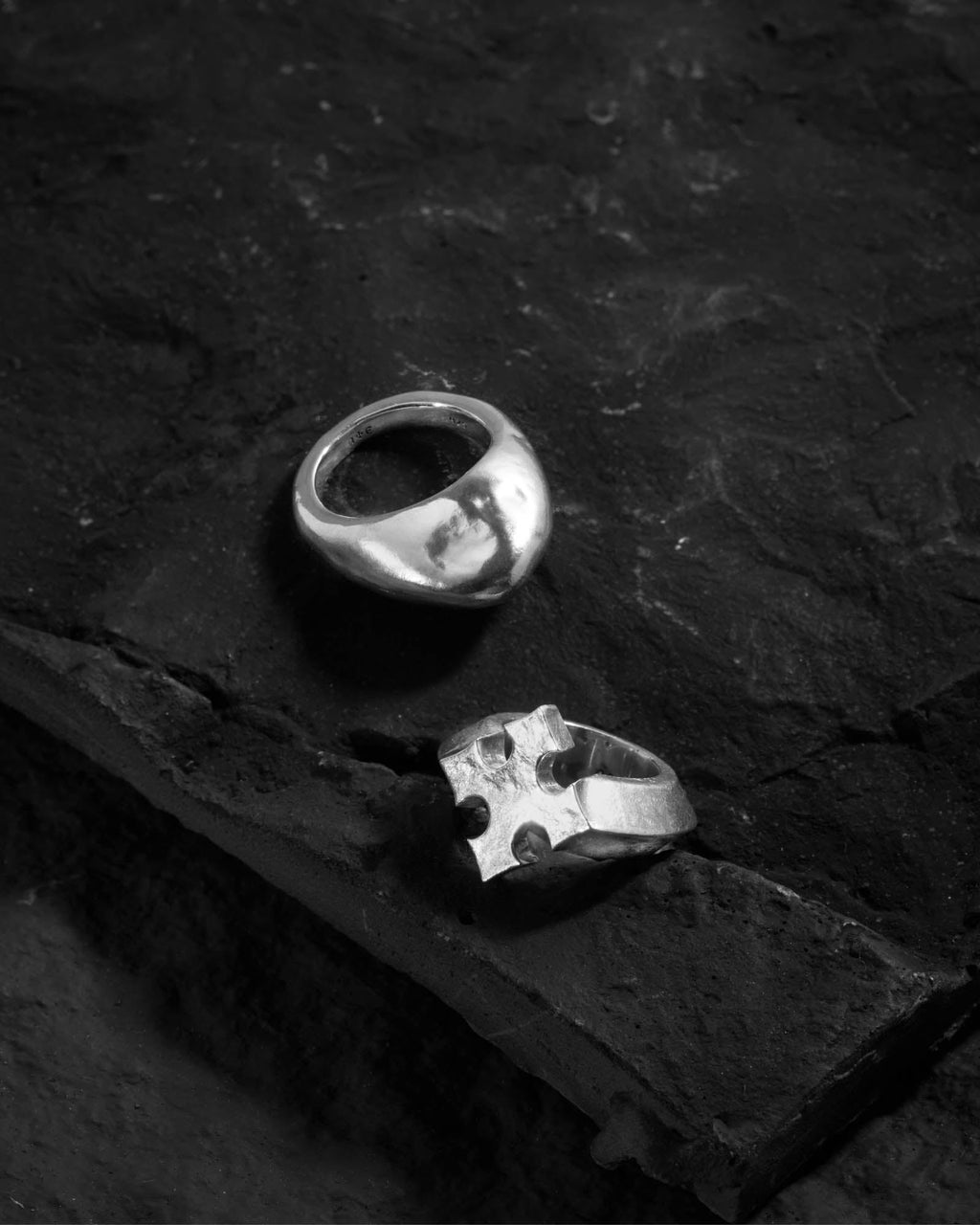Demonia Tome Ring 🖤