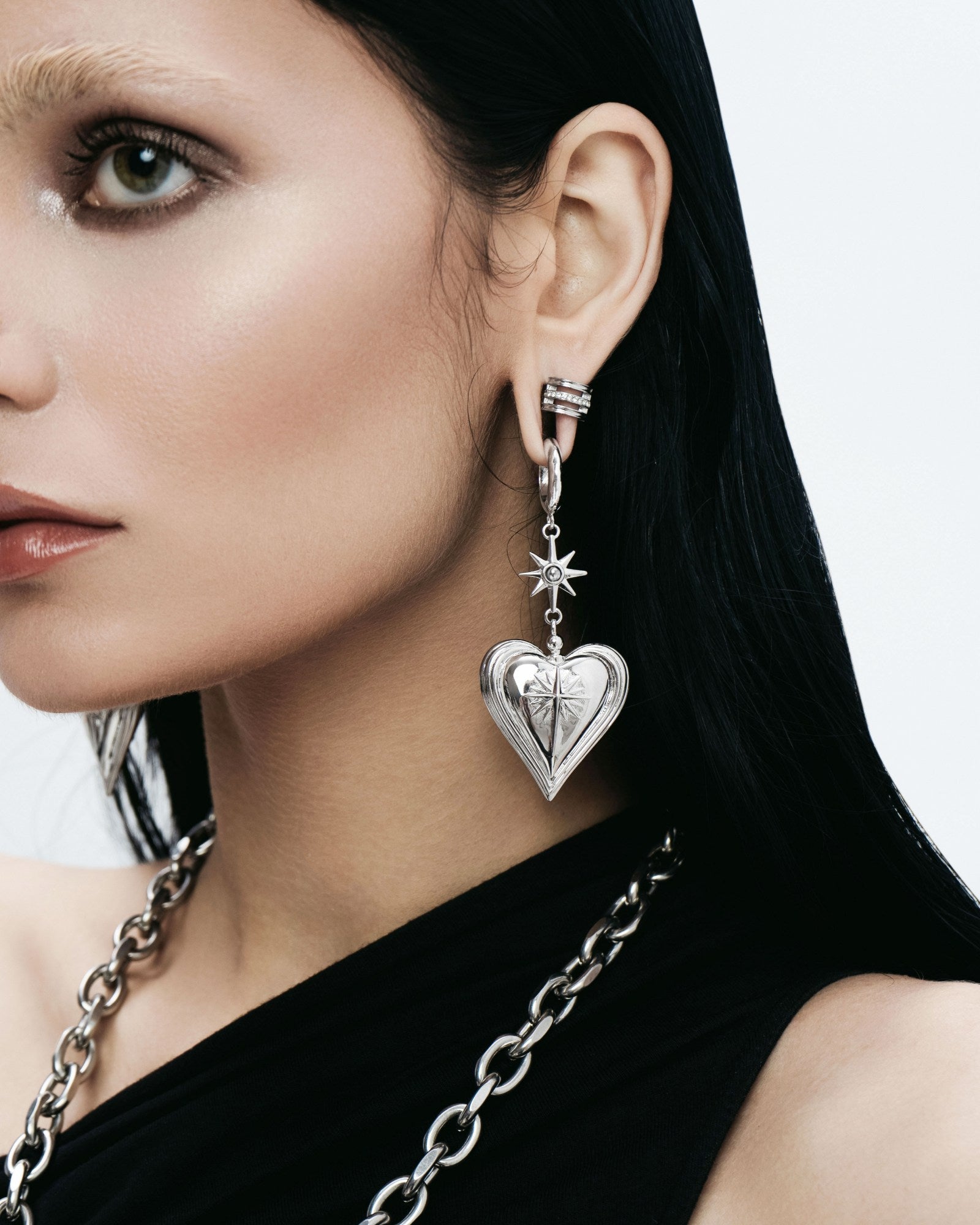 Demonia Lyra Lobe Cuffs™ 🖤