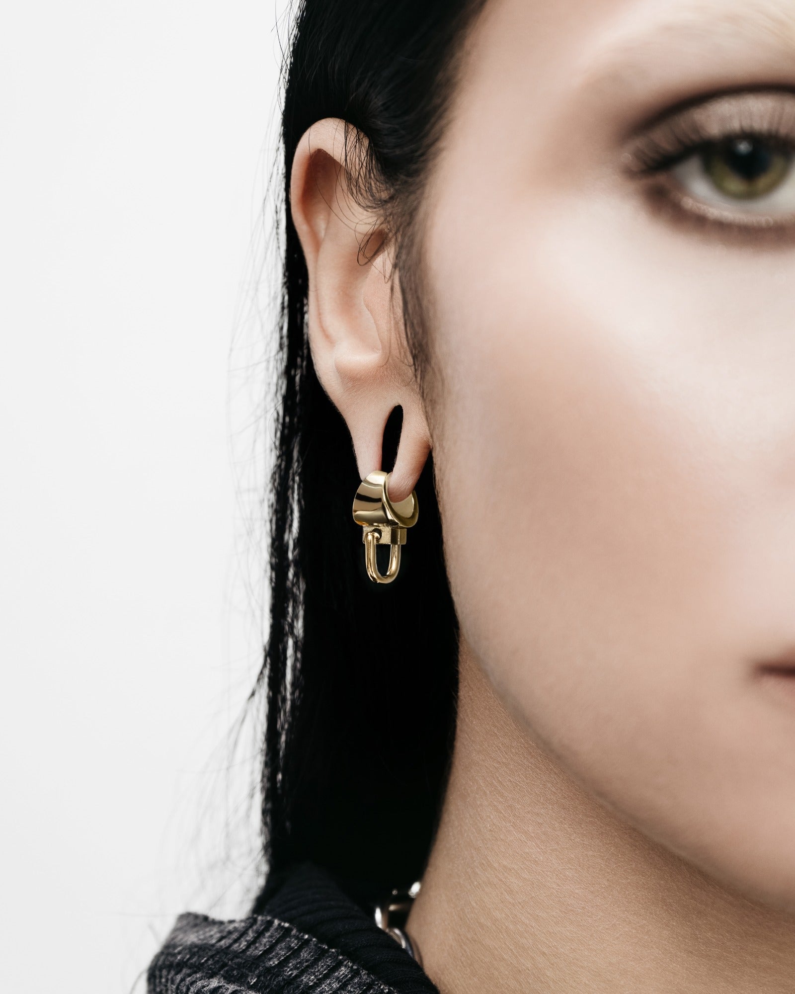 Demonia Qode Lobe Cuffs™ 🖤