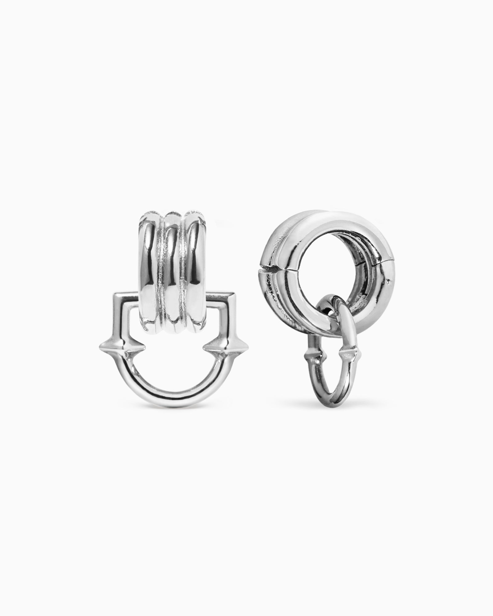 Demonia Qria Lobe Cuffs™ 🖤