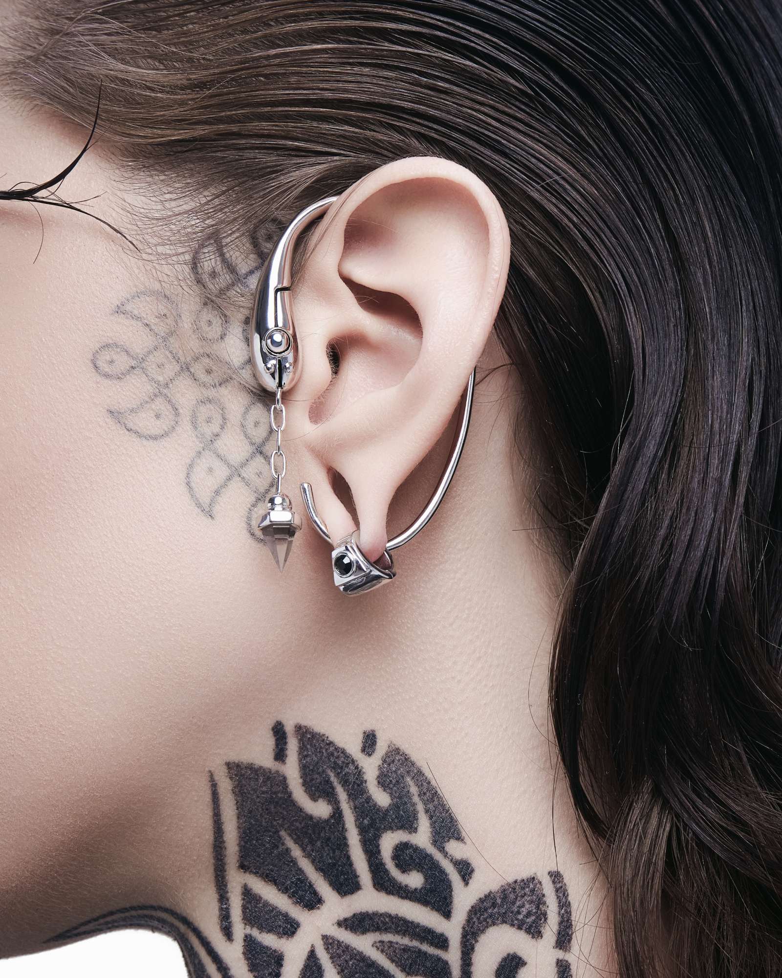 Demonia Paradigm Lobe Cuffs™ 🖤