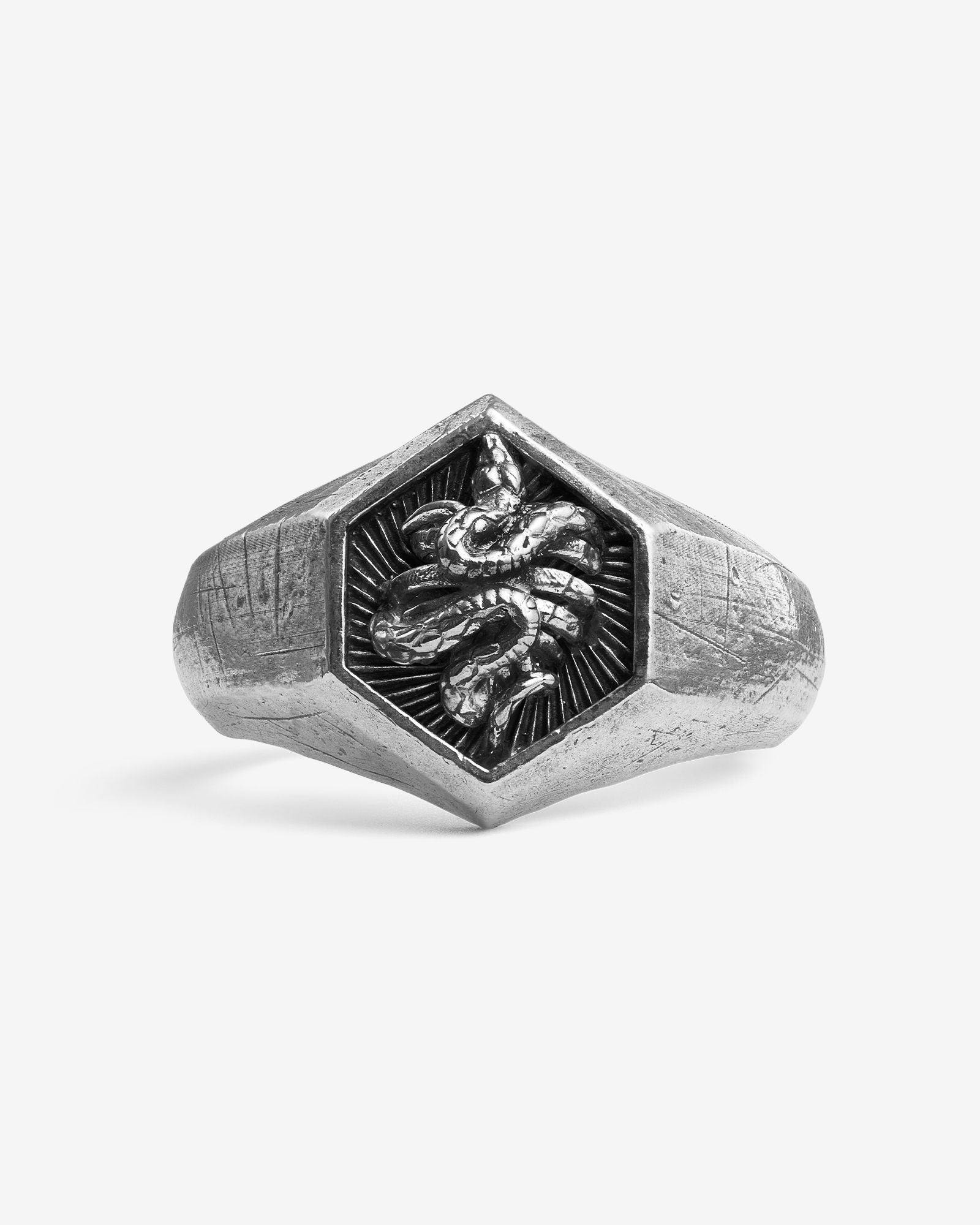 Demonia The Sinner Ring 🖤