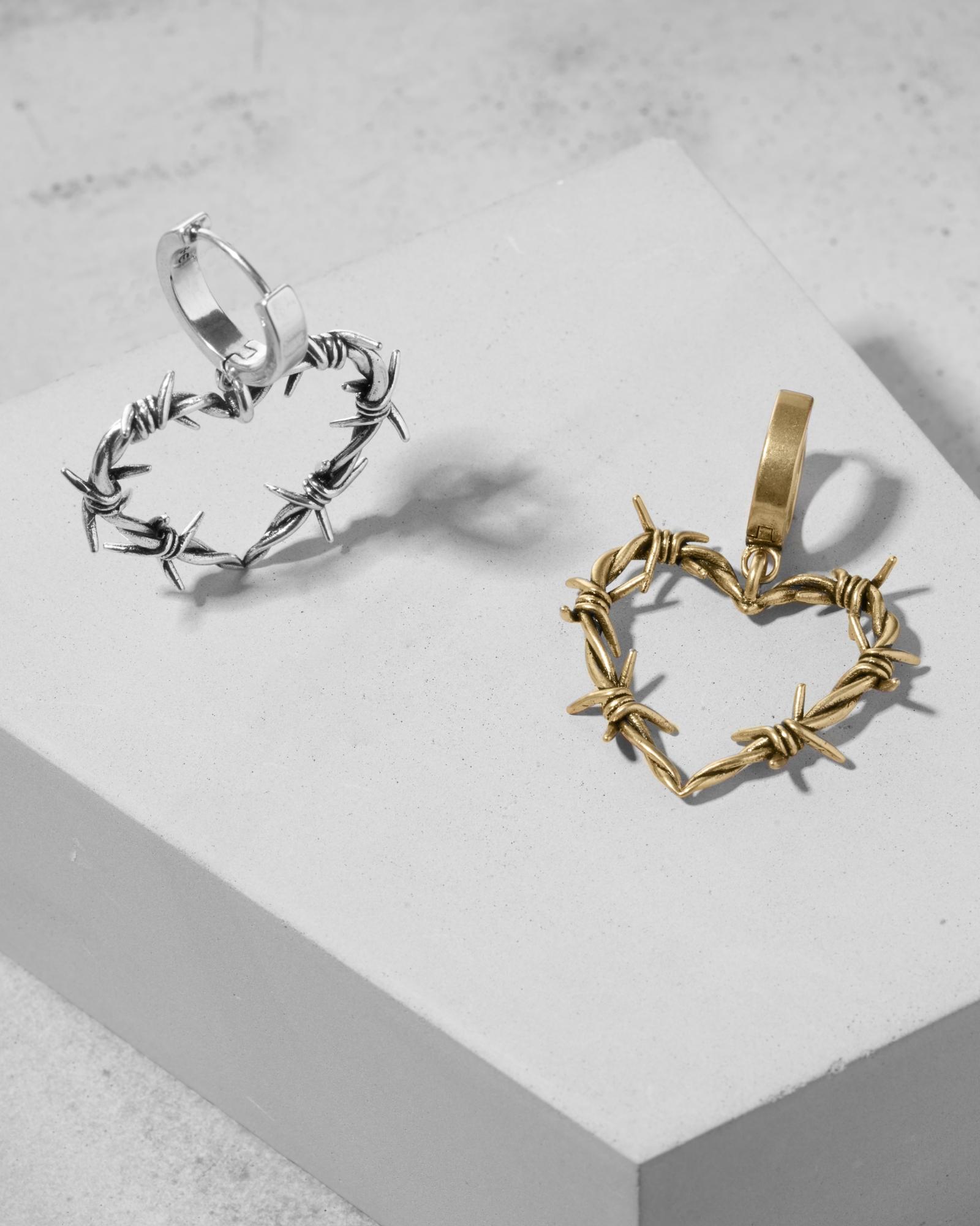 Demonia Haven Earrings 🖤