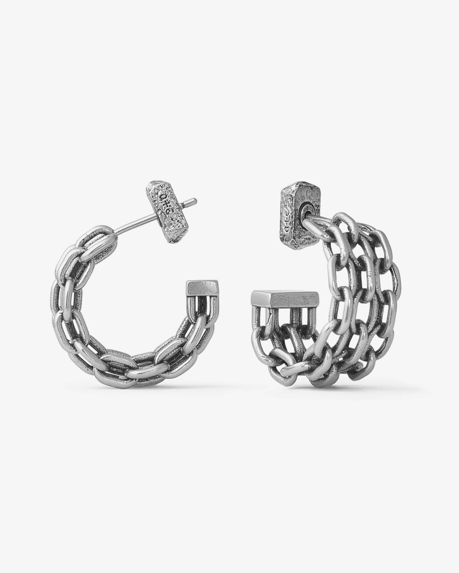 Demonia Seize Chain Earrings 🖤