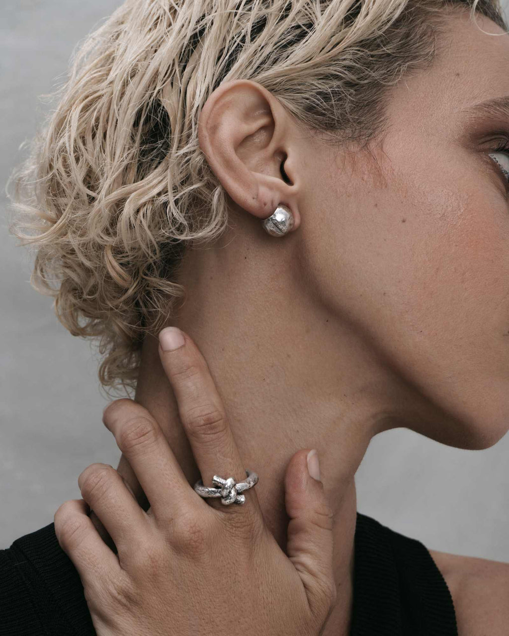 Demonia Infinity Knot Ring 🖤