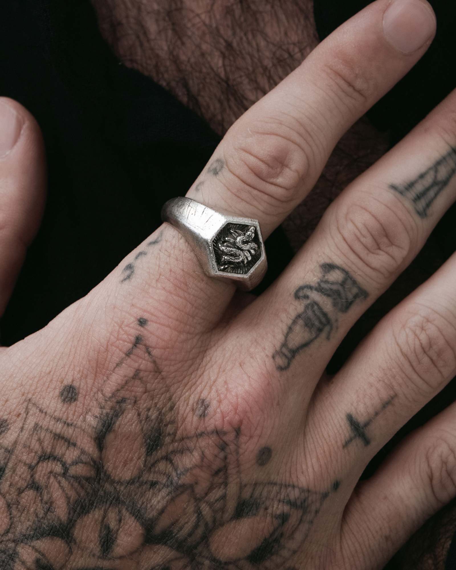 Demonia The Sinner Ring 🖤